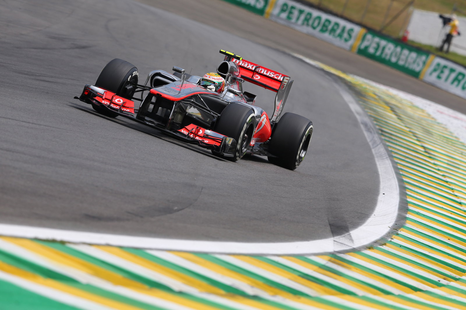 24.11.2012- Qualifying, Lewis Hamilton (GBR) McLaren Mercedes MP4-27