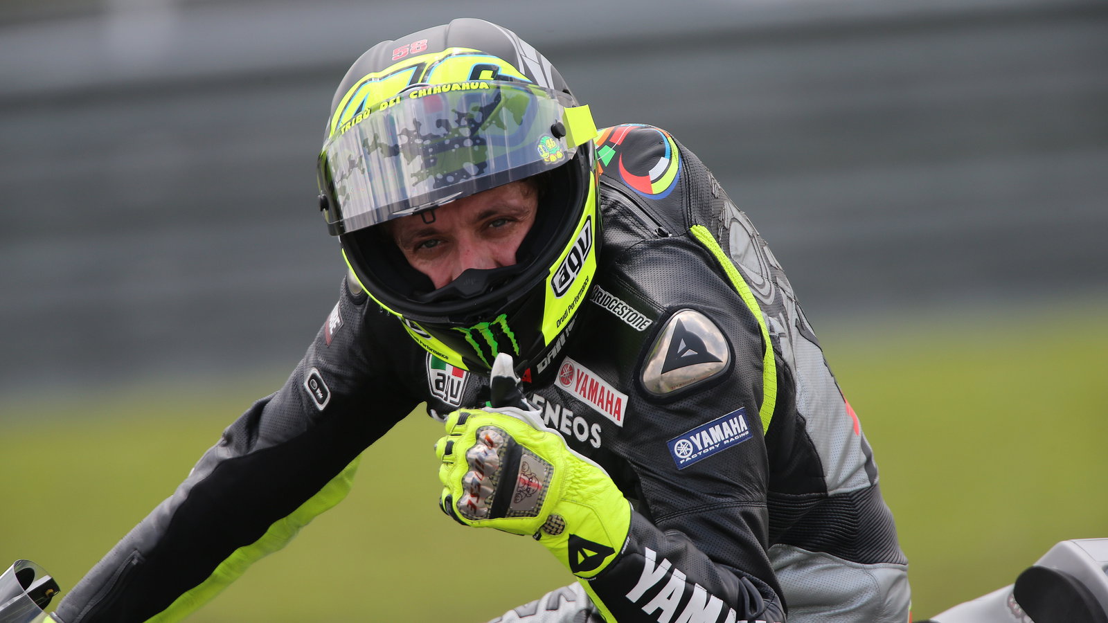 Thumbs-up from Rossi, Sepang 1 MotoGP test, February 2013