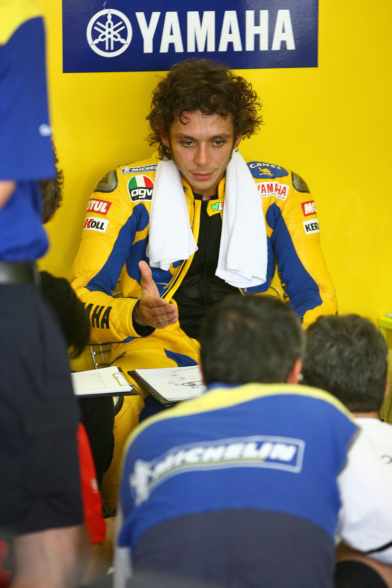 Rossi and the Michelin men, Sepang MotoGP tests, February 2006