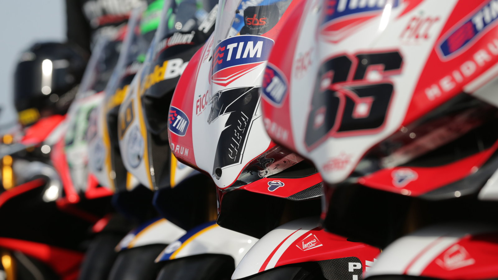 Checa's Ducati in WSBK line-up, Australian WSBK 2013