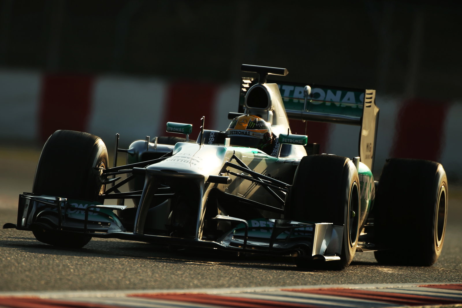 Lewis Hamilton (GBR) Mercedes AMG F1 W04.