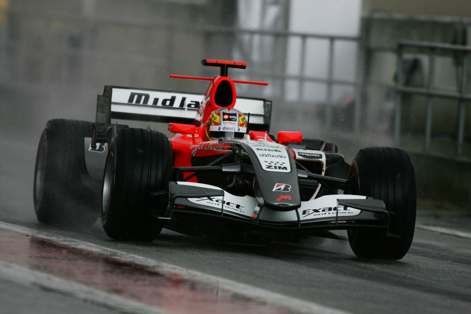 Tiago Monteiro leaves the pitlane in Barcelona in the MF1 Racing M16