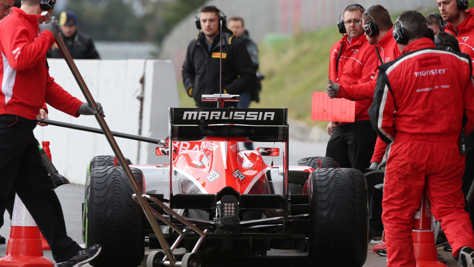 Max Chilton (GBR) Marussia F1 Team MR02 in the pits.01.03.2013.