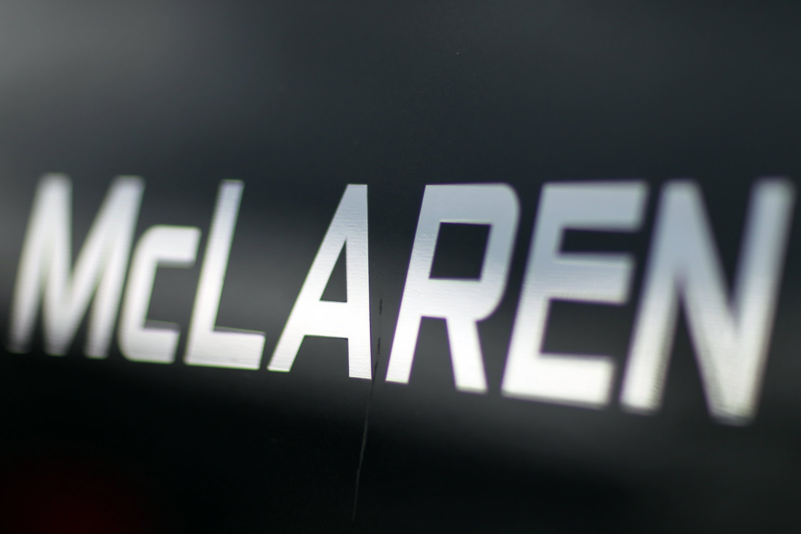 McLaren logo.01.03.2013.