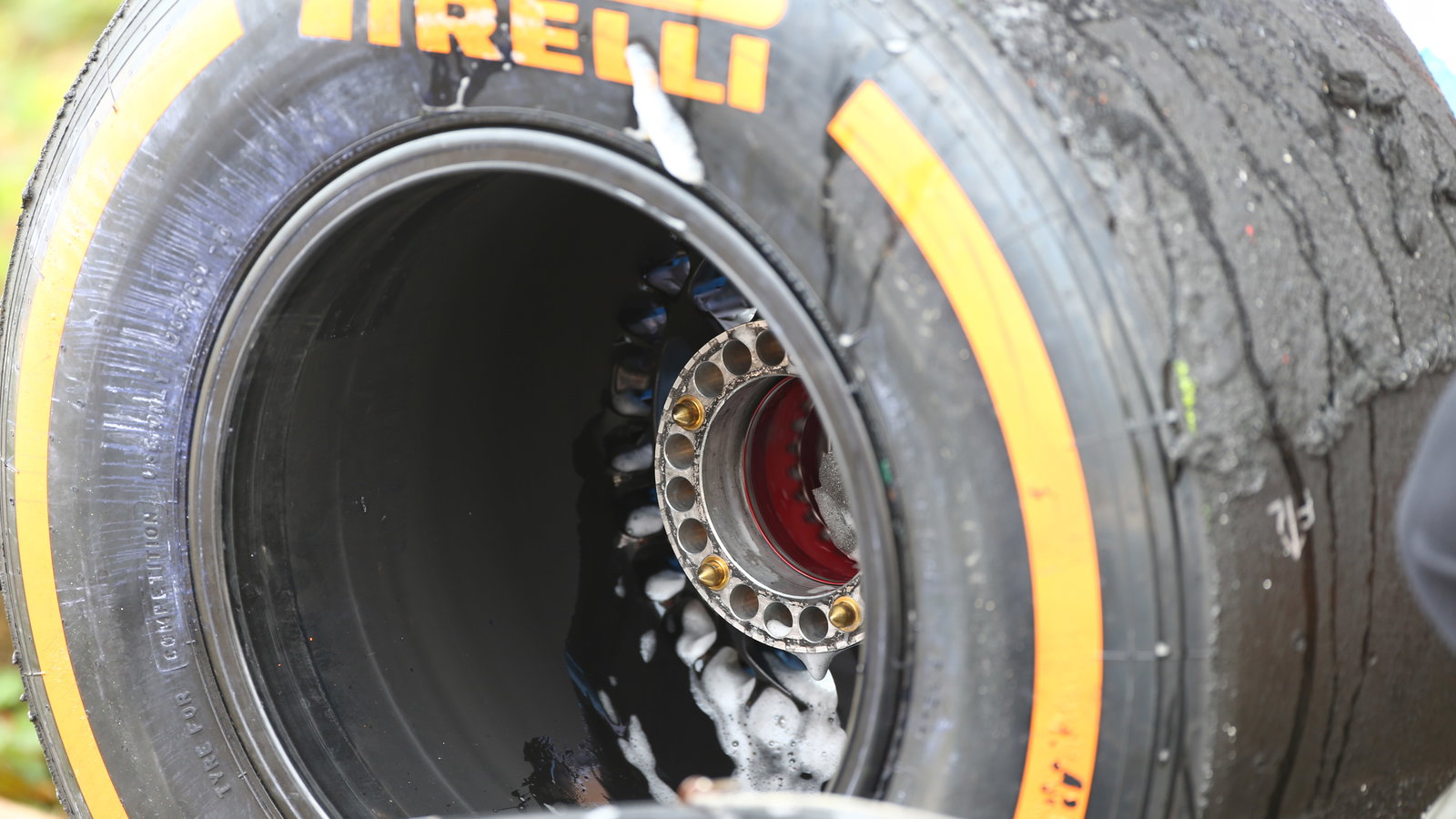 22.03.2013- Atmosphere