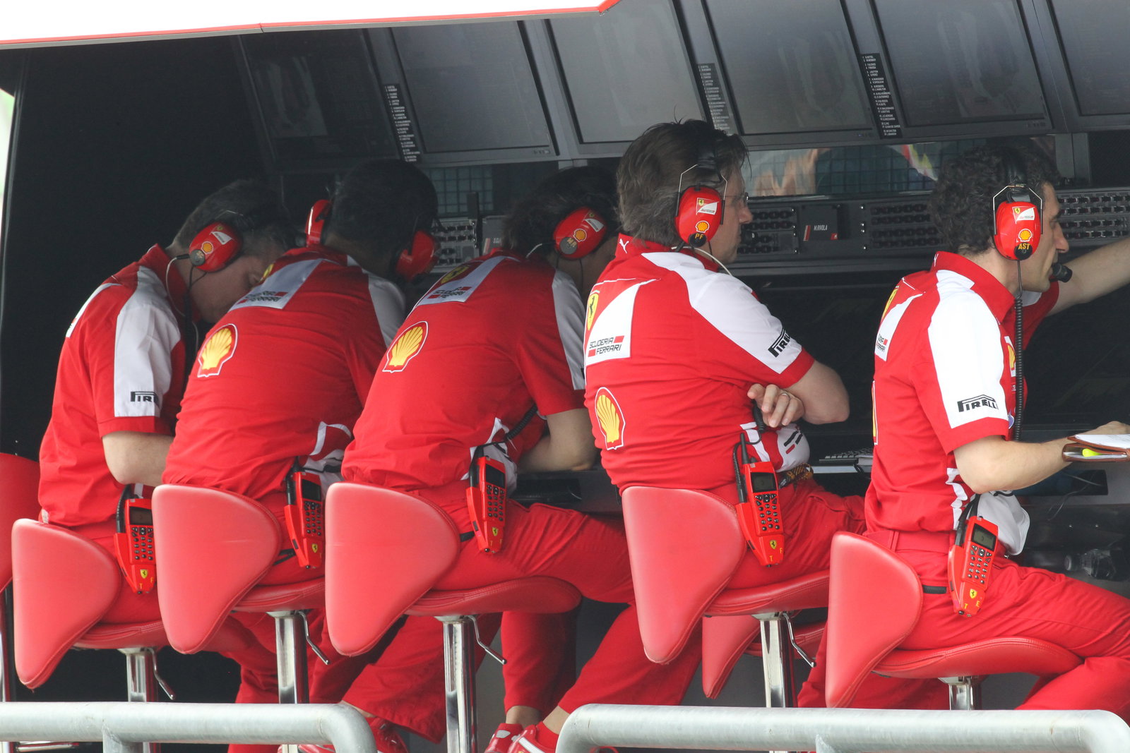 23.03.2013 - Free practice 3, Ferrari Pitwall