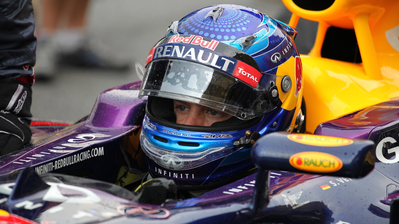 24.03.2013- Race, Sebastian Vettel (GER) Red Bull Racing RB9