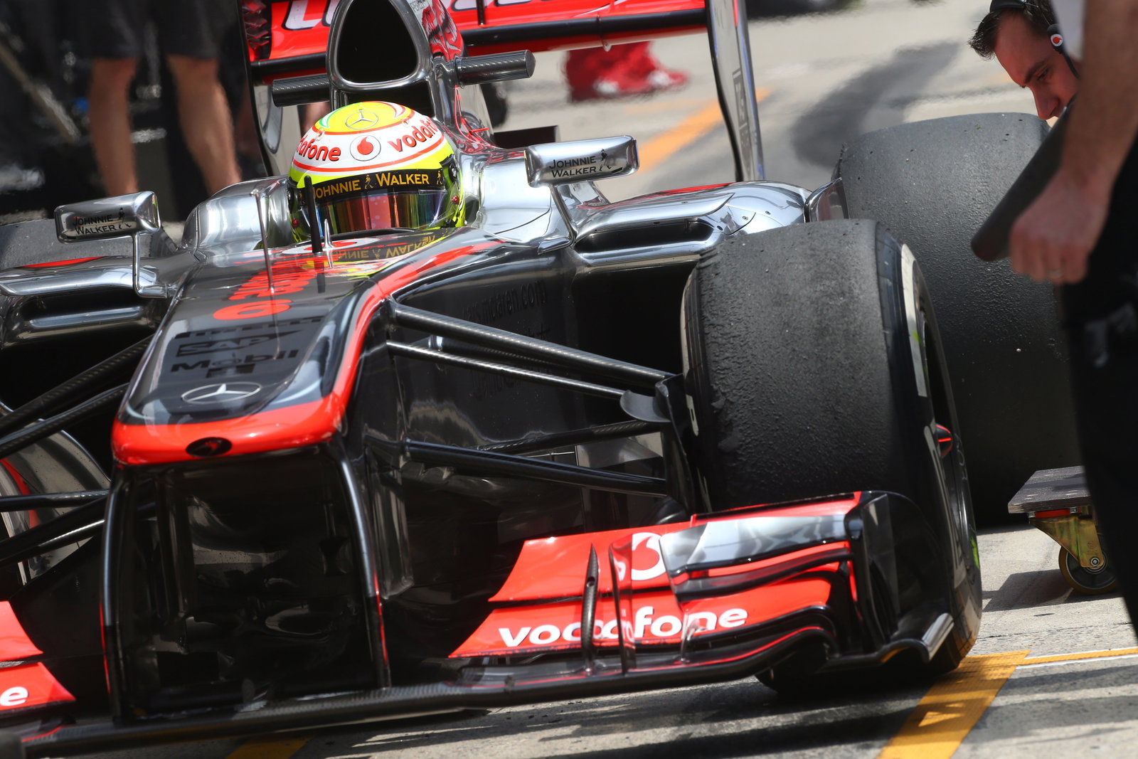 13.04.2013- Free Practice 3, Sergio Perez, McLaren