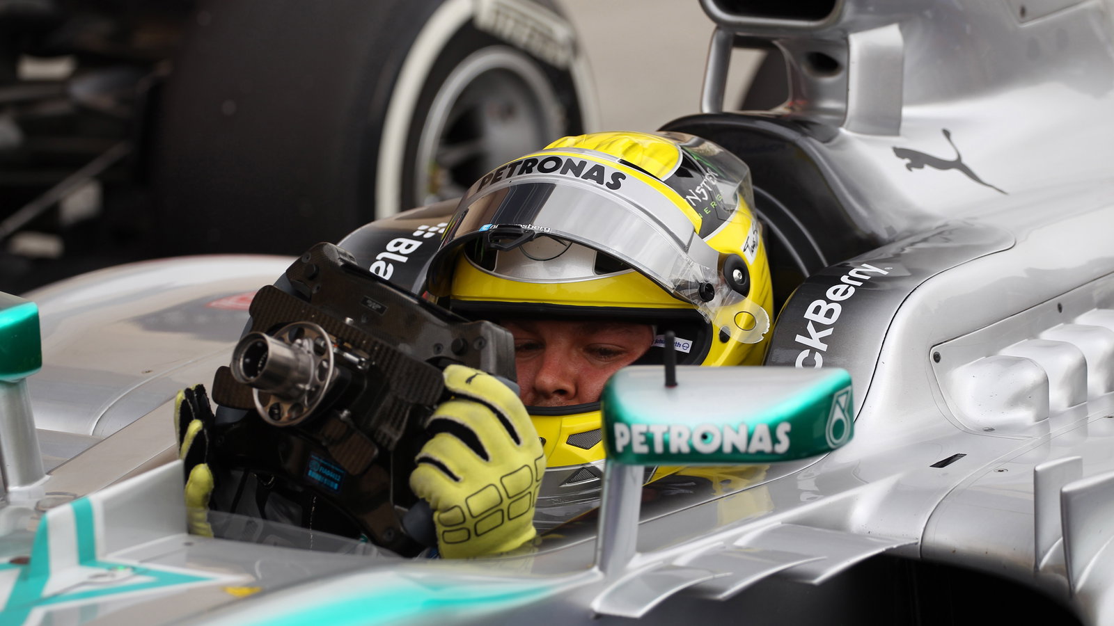 20.04.2012- Qualifying, Nico Rosberg (GER) Mercedes AMG F1 W04 pole position