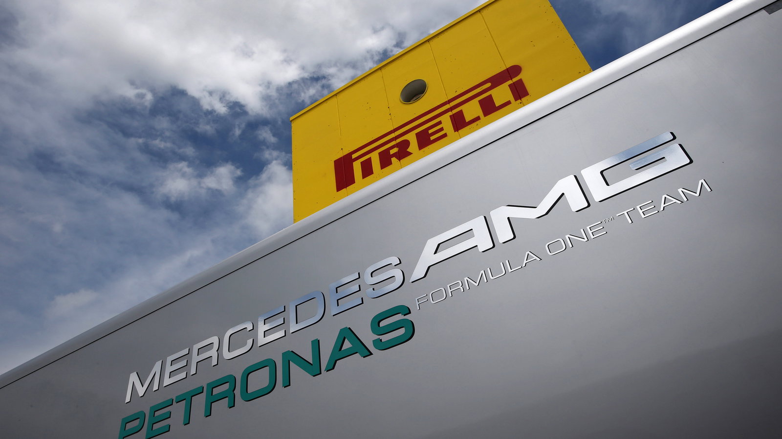 09.05.2013- Press conference, Mercedes AMG logo