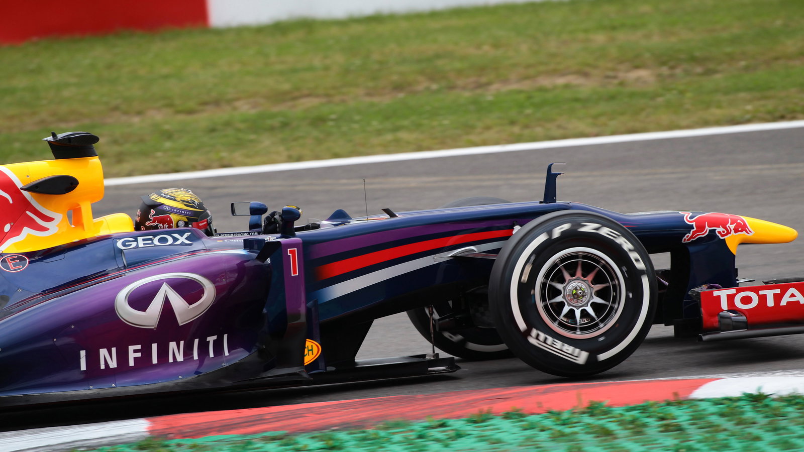 05.07.2013- Free Practice 1, Sebastian Vettel (GER) Red Bull Racing RB9