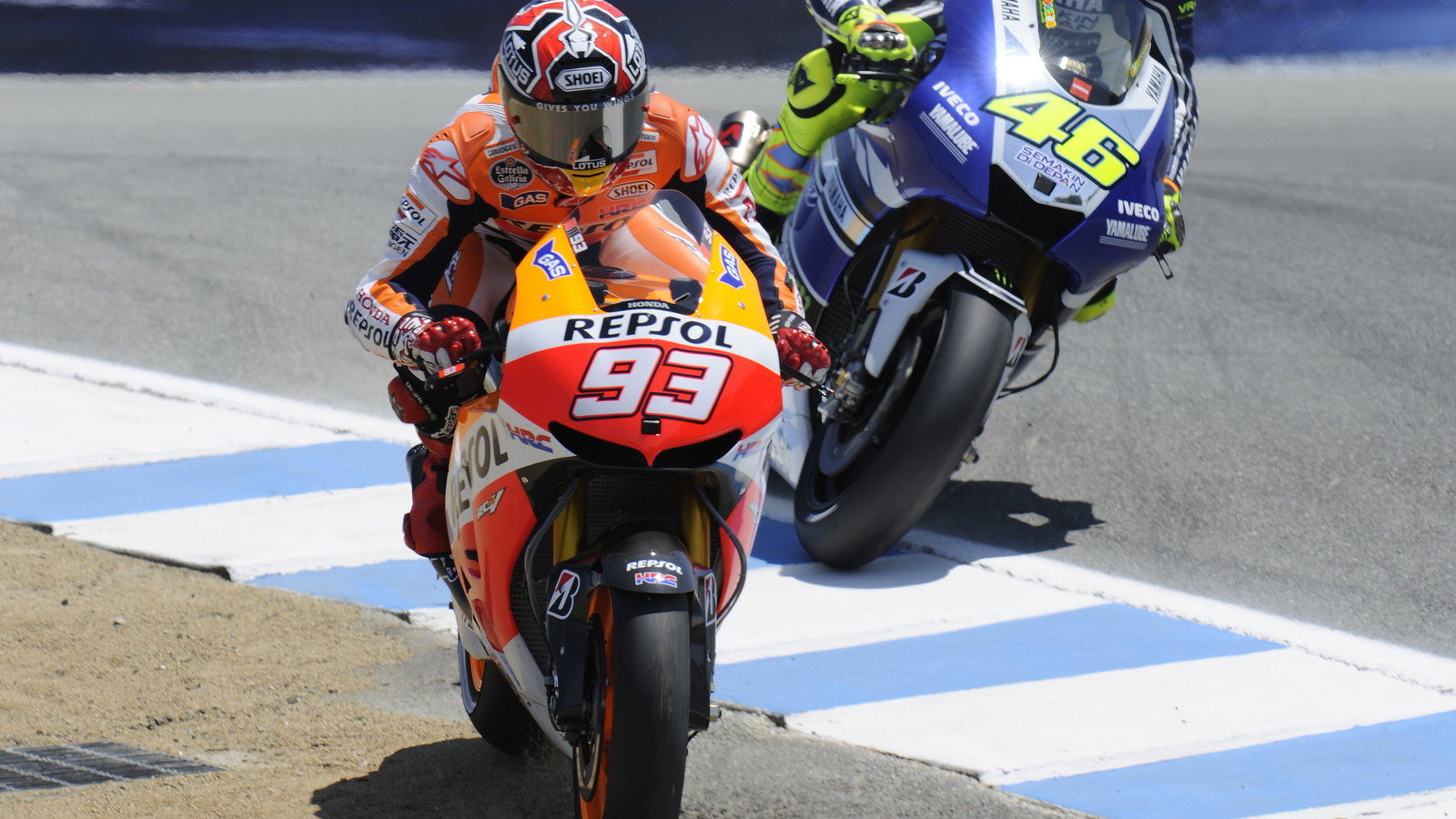 Marquez passes Rossi, U.S.MotoGP 2013