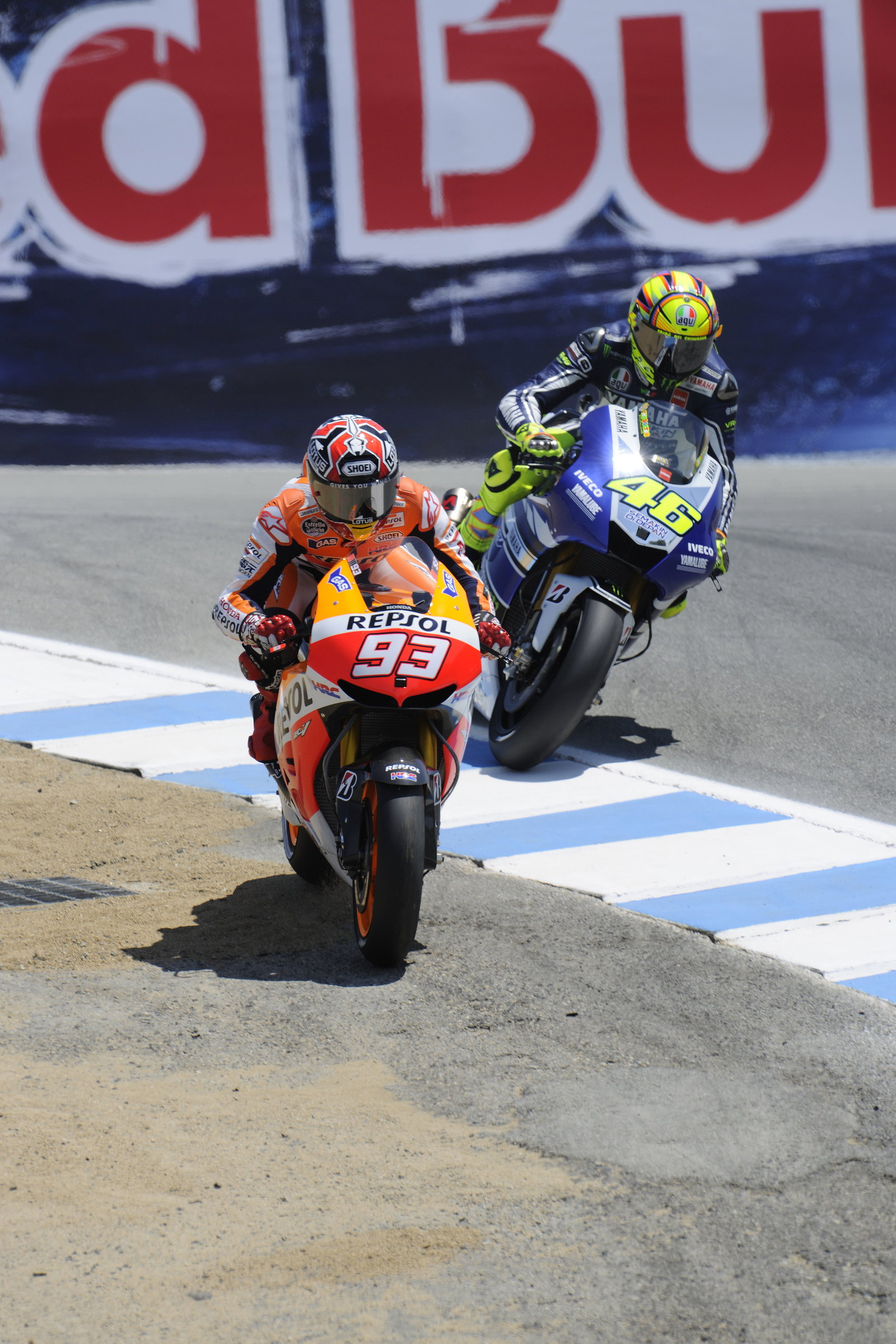 Marquez passes Rossi, U.S.MotoGP 2013
