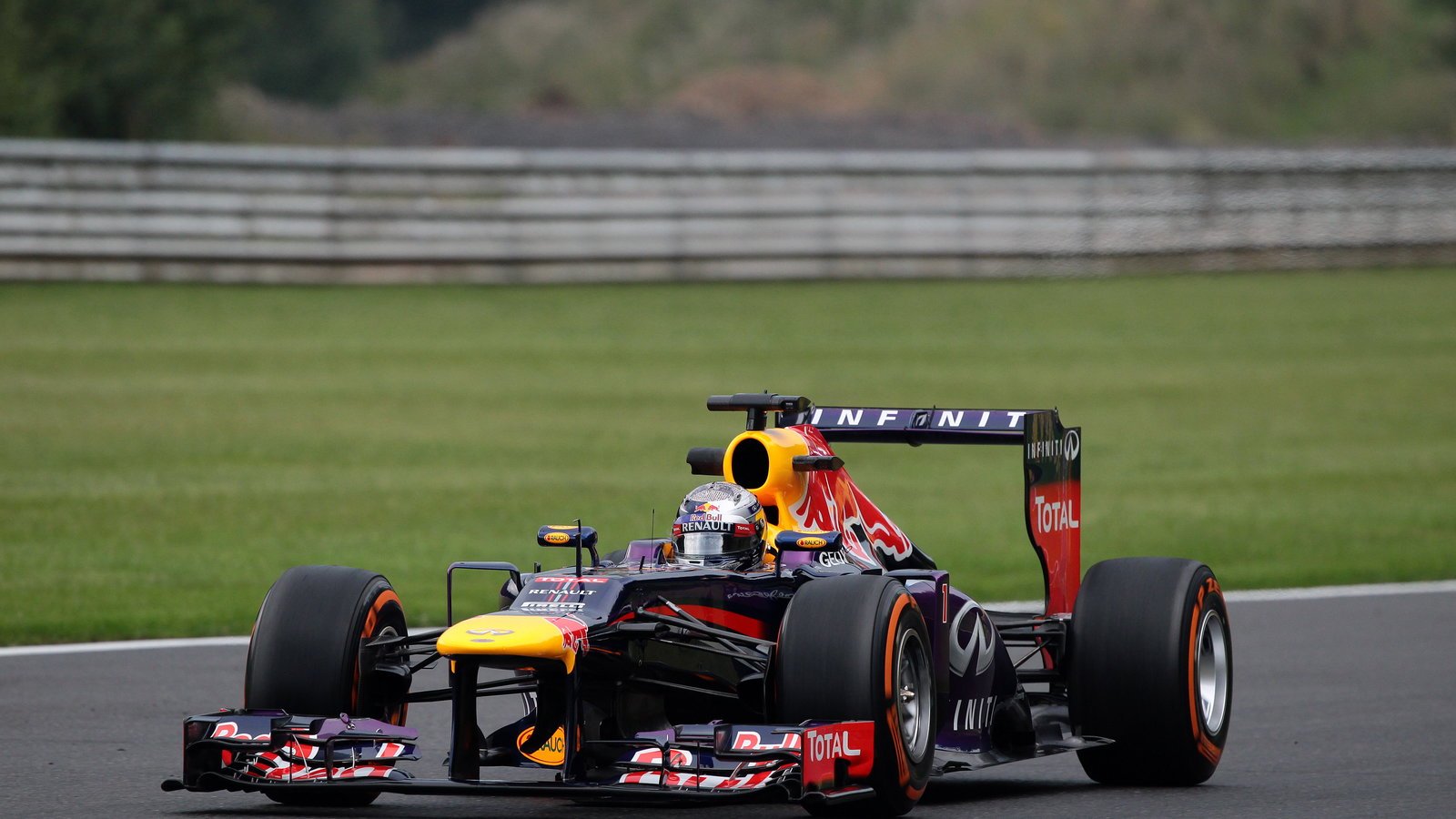 23.08.2013- Free Practice 1, Sebastian Vettel (GER) Red Bull Racing RB9