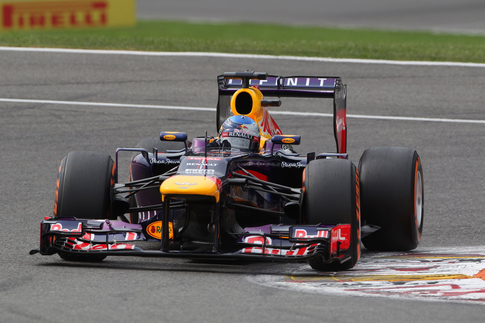 24.08.2013- Free Practice 3, Sebastian Vettel (GER) Red Bull Racing RB9