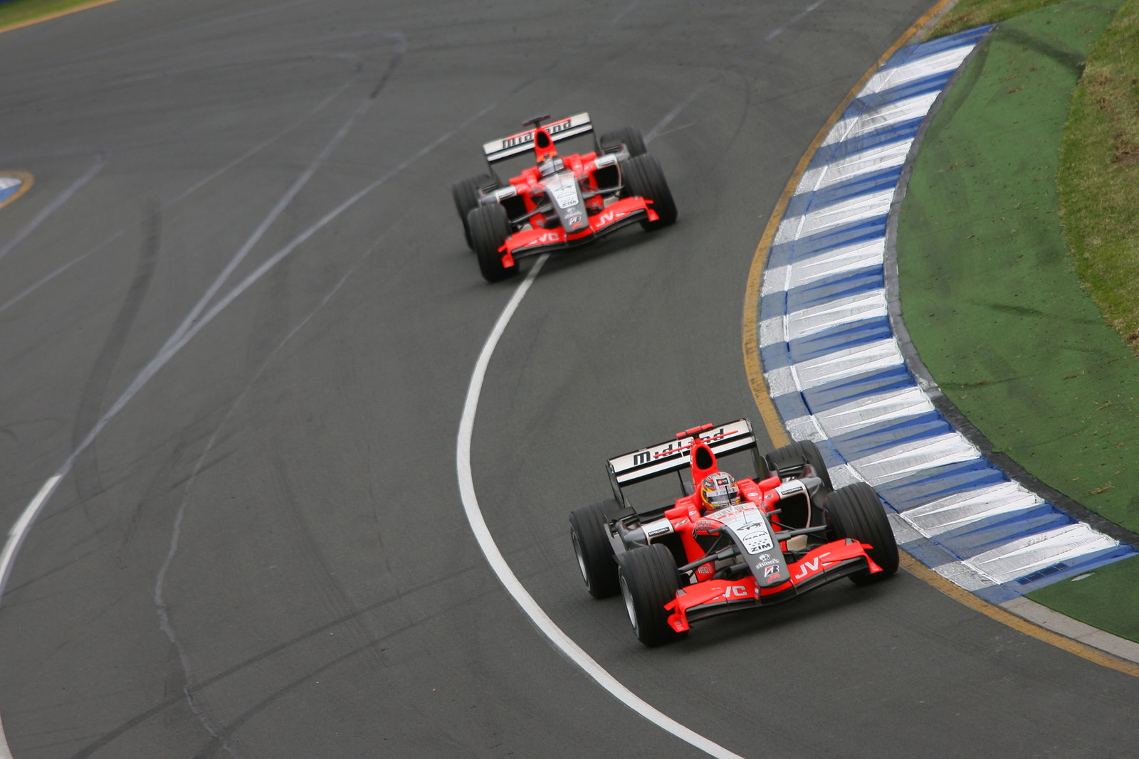 Tiago Monteiro leads Christijan Albers