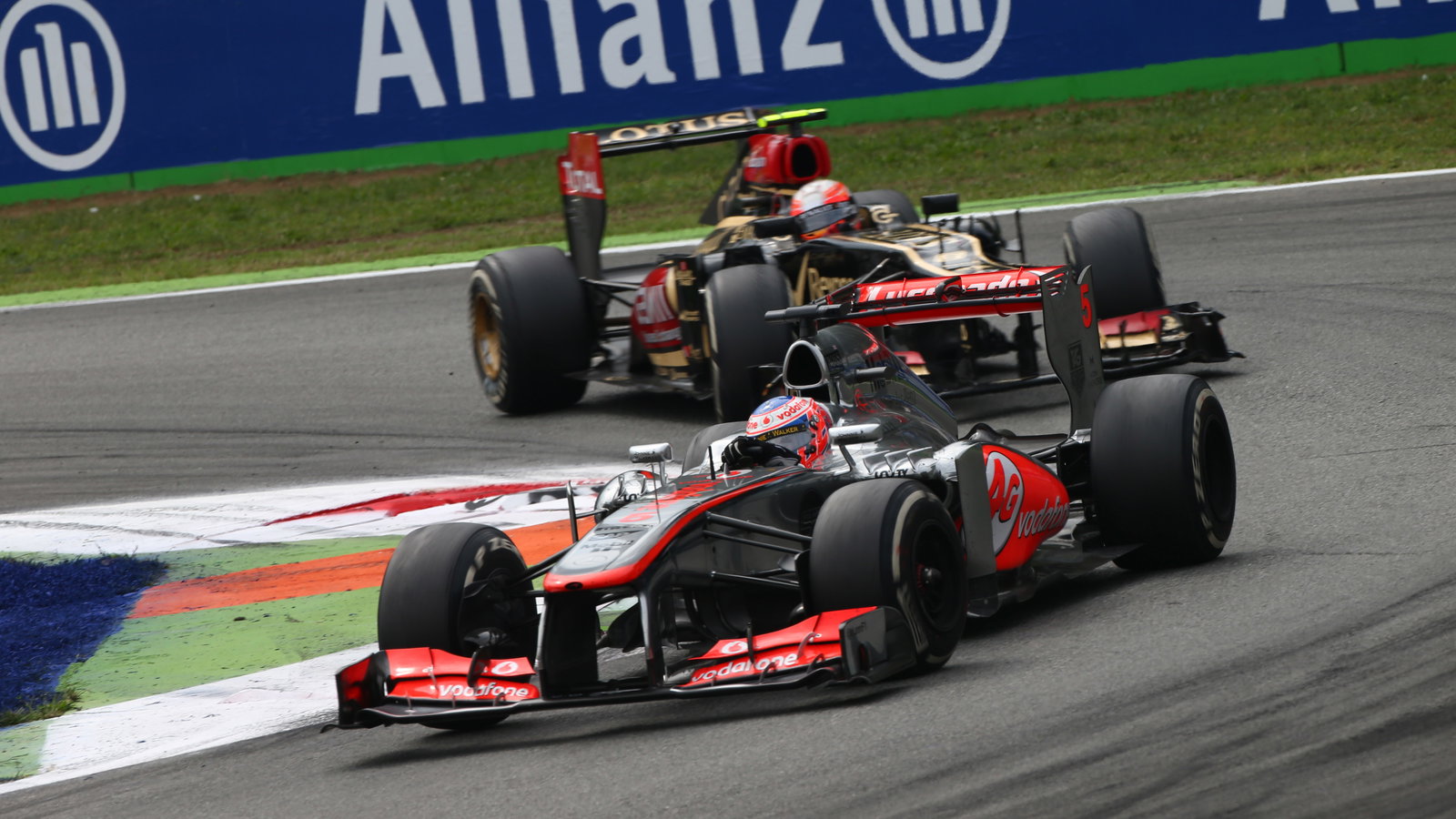 Jenson Button (GBR) McLaren Mercedes MP4-28