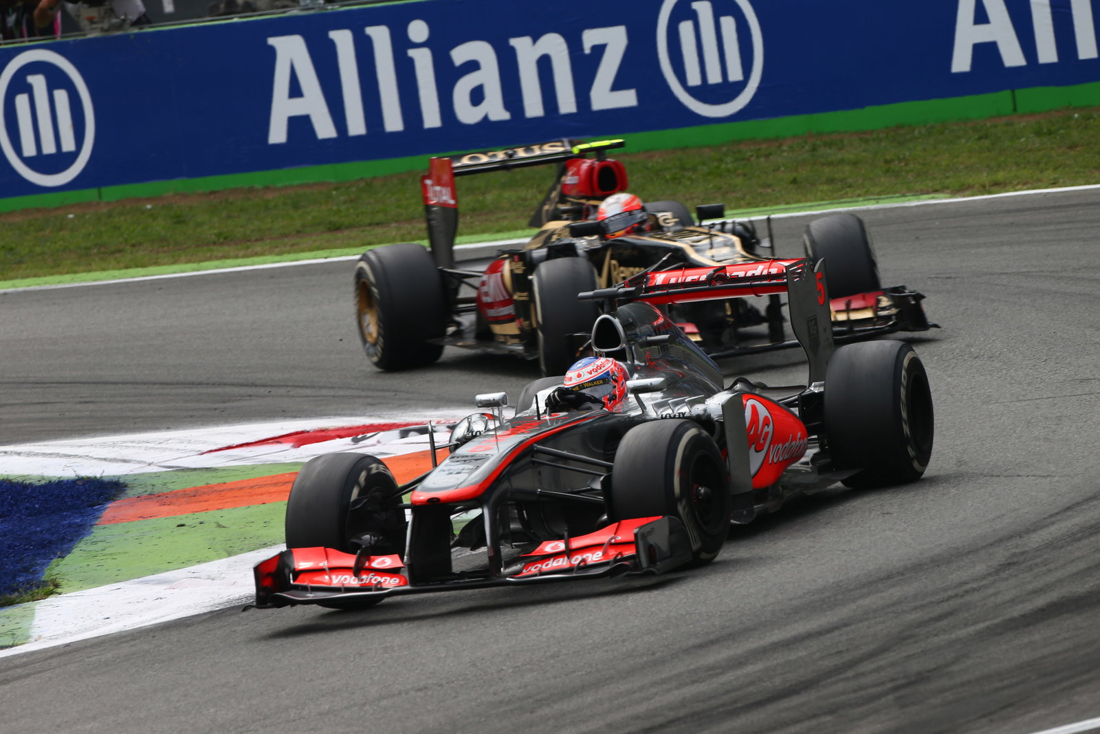 Jenson Button (GBR) McLaren Mercedes MP4-28