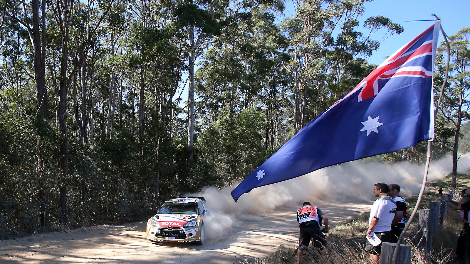 Kris Meeke (GBR) Chrs Patterson (IRL) Citroen DS3 WRC