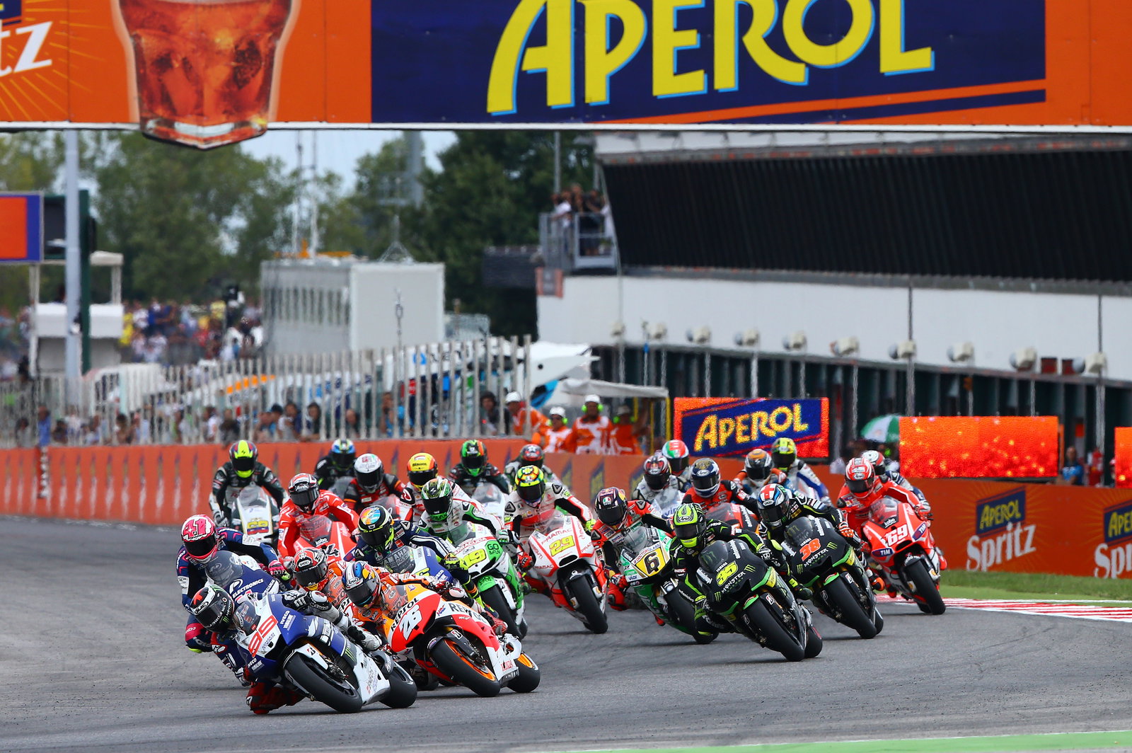 Lorenzo leads start, San Marino MotoGP 2013