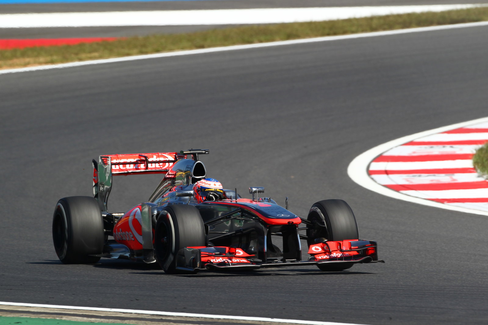 04.10.2013- Free Practice 1: Jenson Button (GBR) McLaren Mercedes MP4-28