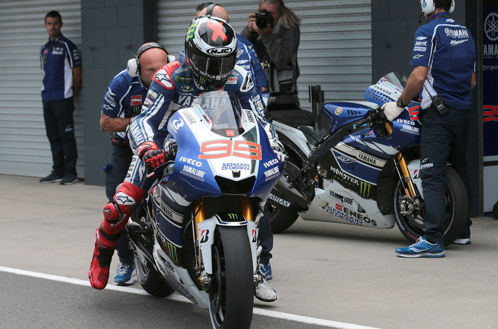 Lorenzo bike swap, Australian MotoGP 2013