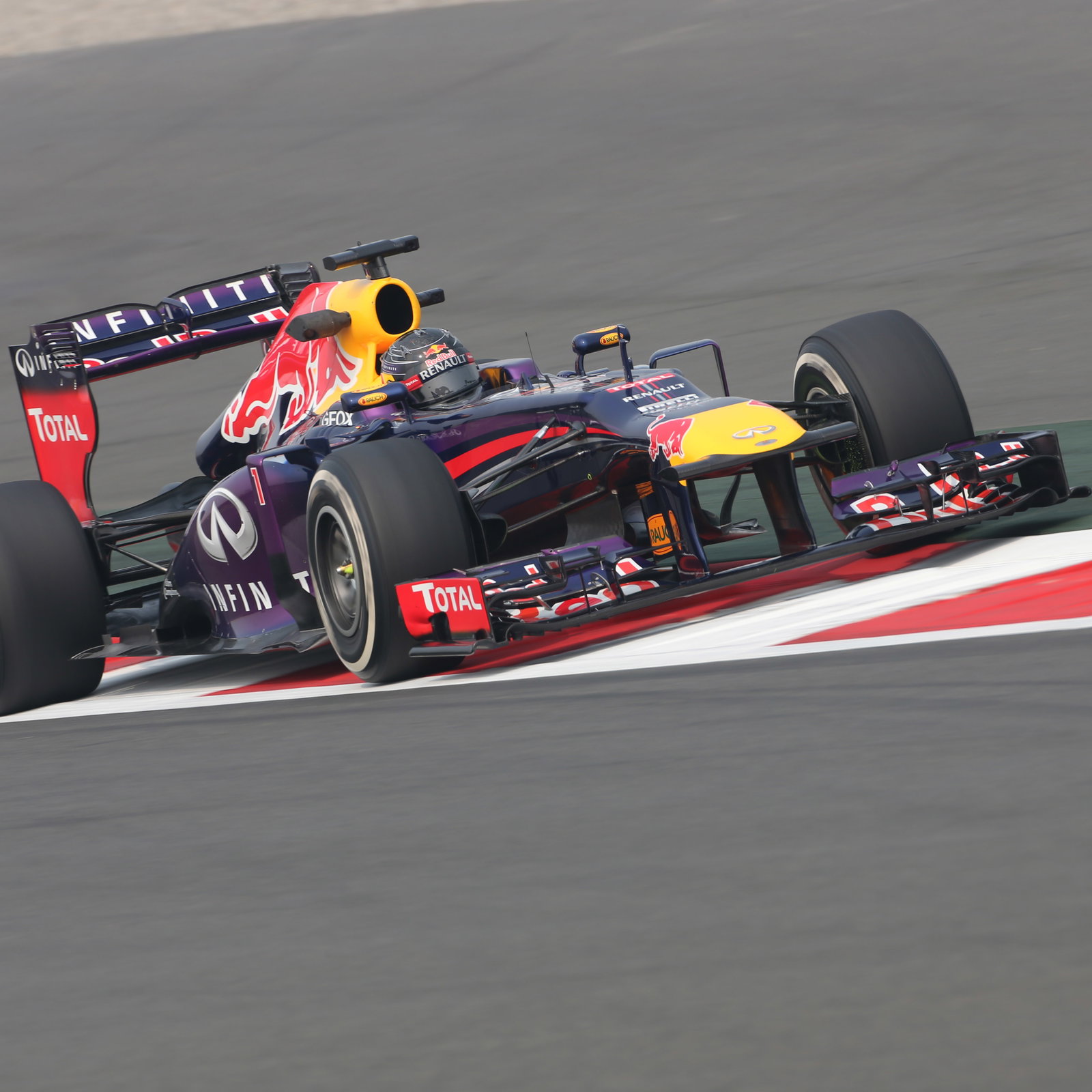25.10.2013- Free Practice 1: Sebastian Vettel (GER) Red Bull Racing RB9