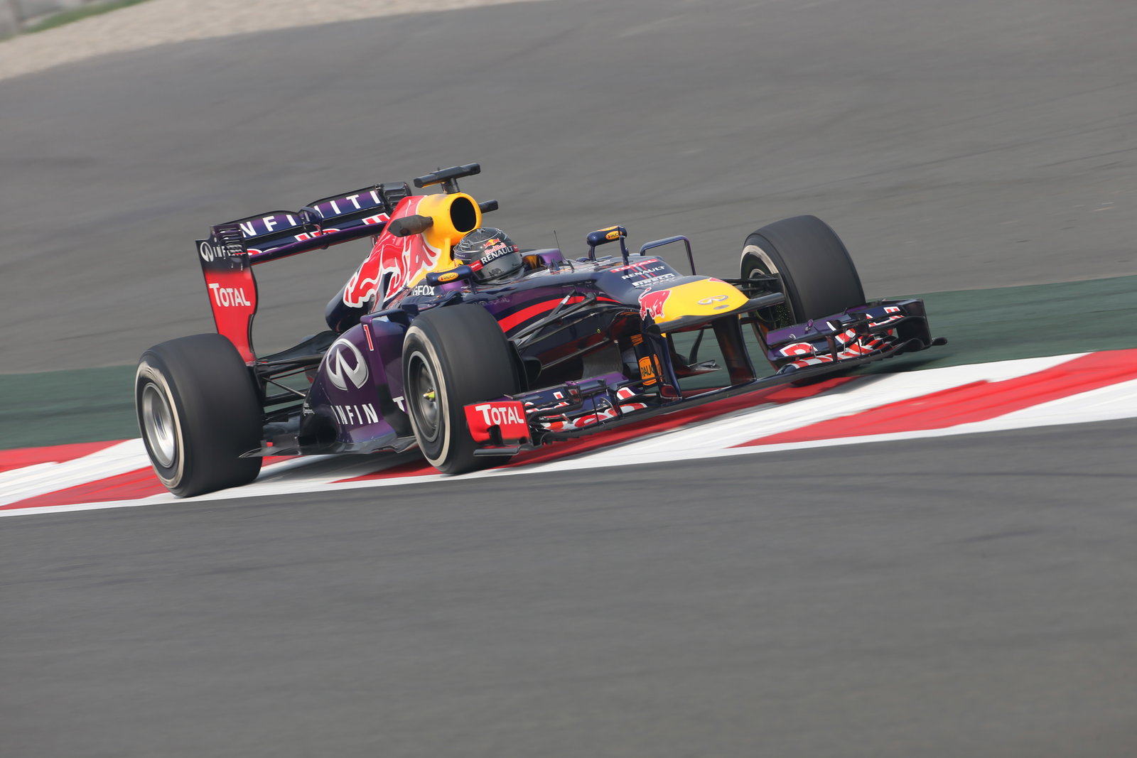 25.10.2013- Free Practice 1: Sebastian Vettel (GER) Red Bull Racing RB9