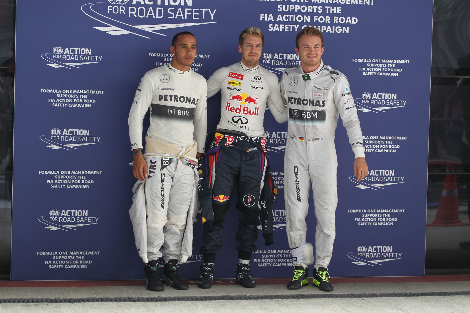 26.10.2013- Qualifying: Sebastian Vettel (GER) Red Bull Racing RB9 (pole position), Nico Rosberg (GE