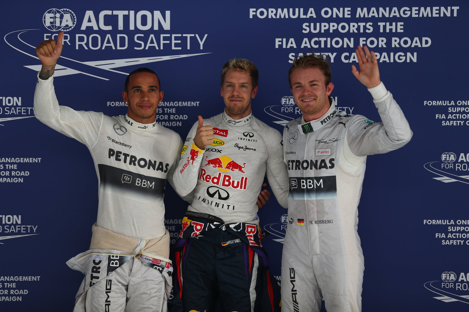 26.10.2013- Qualifying: Sebastian Vettel (GER) Red Bull Racing RB9 (pole position), Nico Rosberg (GE