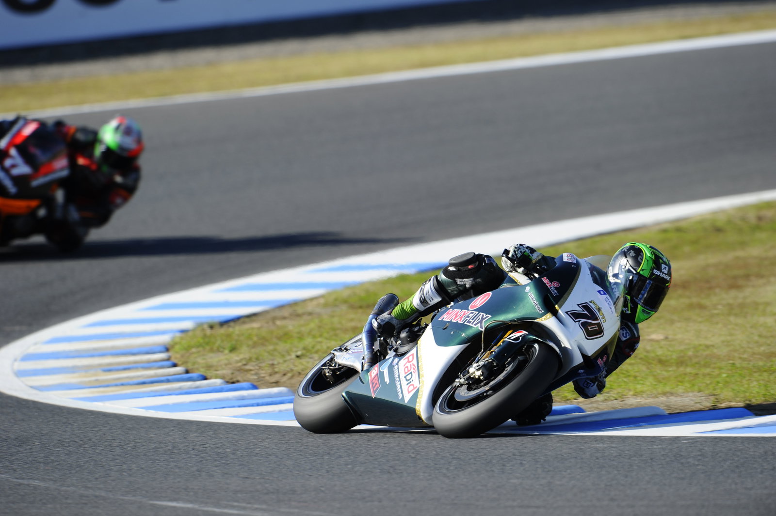 Japanese MotoGP: Espargaro bails off after brake issues