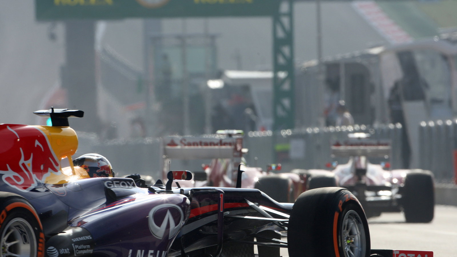 15.11.2013- Free Practice 1, Sebastian Vettel (GER) Red Bull Racing RB9