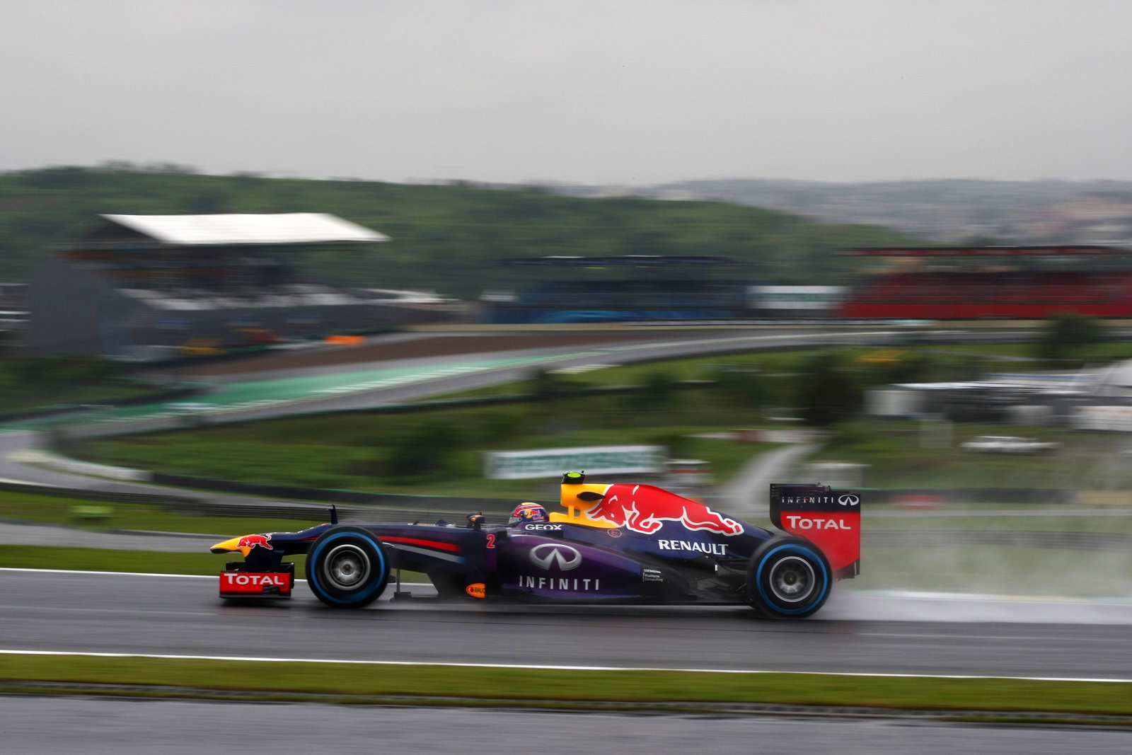 22.11.2013- Free Practice 2, Mark Webber (AUS) Red Bull Racing RB9