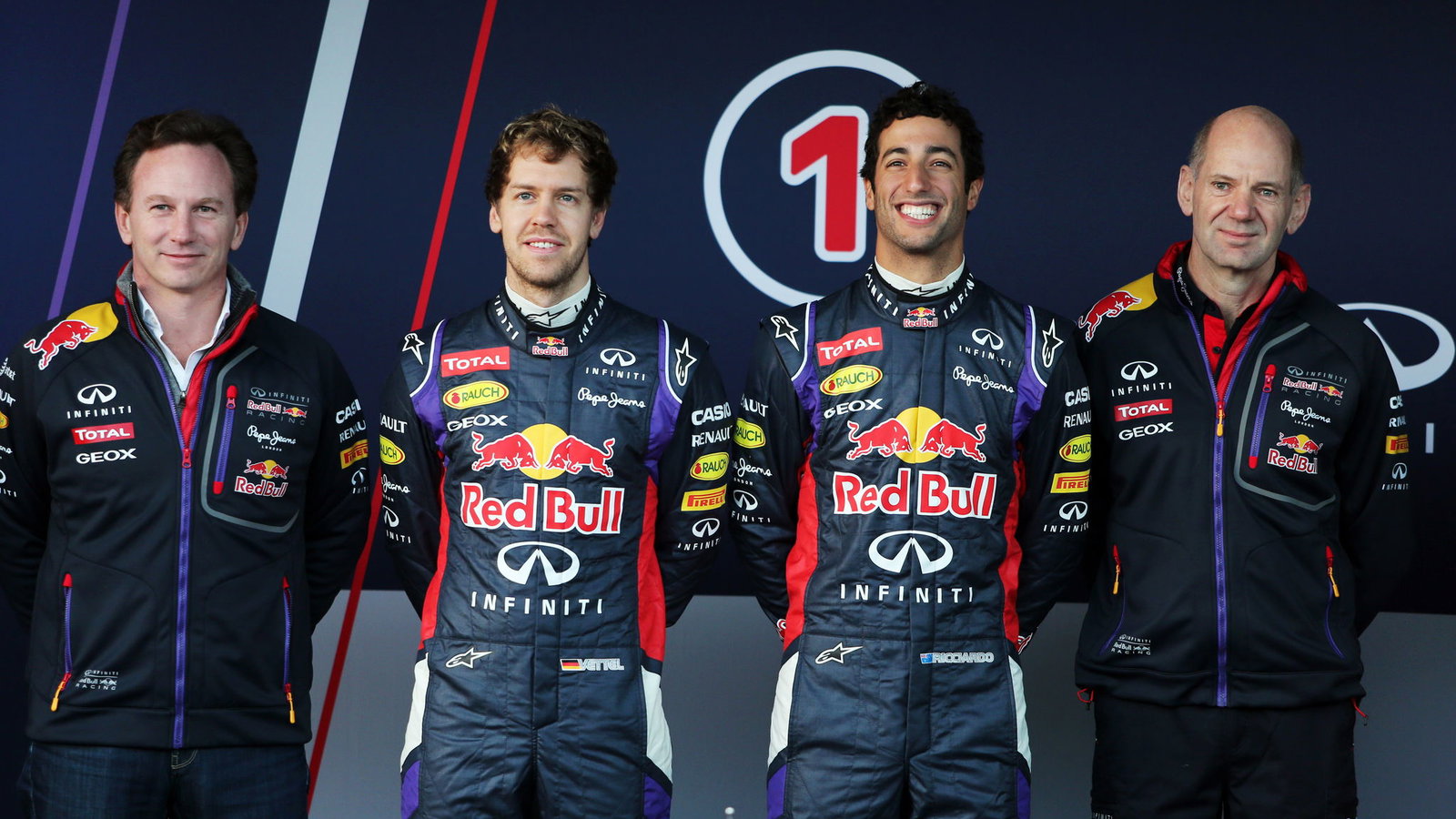 (L to R): Christian Horner (GBR) Red Bull Racing Team Principal; Sebastian Vettel (GER) Red Bull Rac