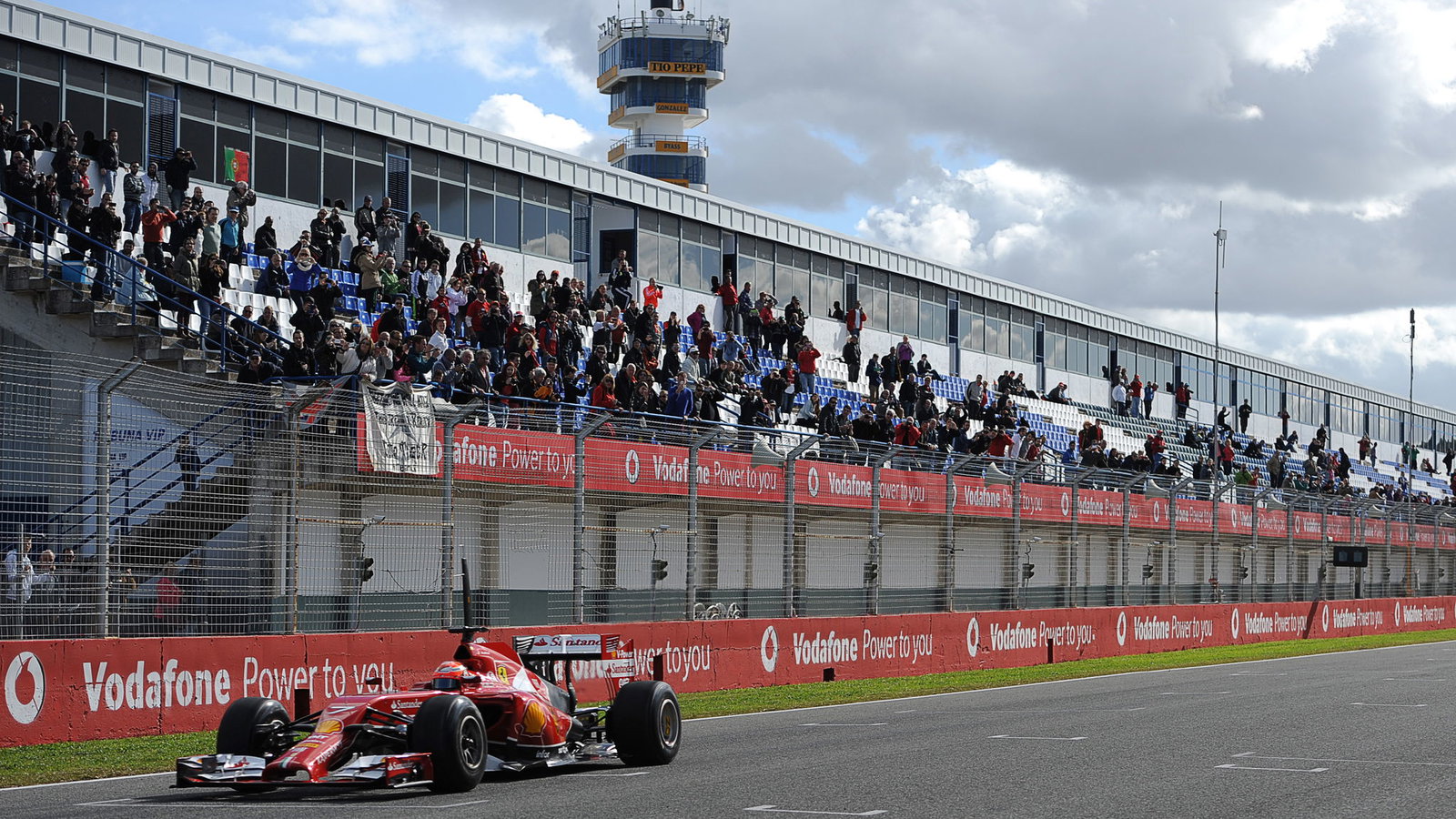 Kimi Raikkonen (FIN) Ferrari F14-T.28.01.2014. Formula One Testing, Day One, Jerez, Spain.