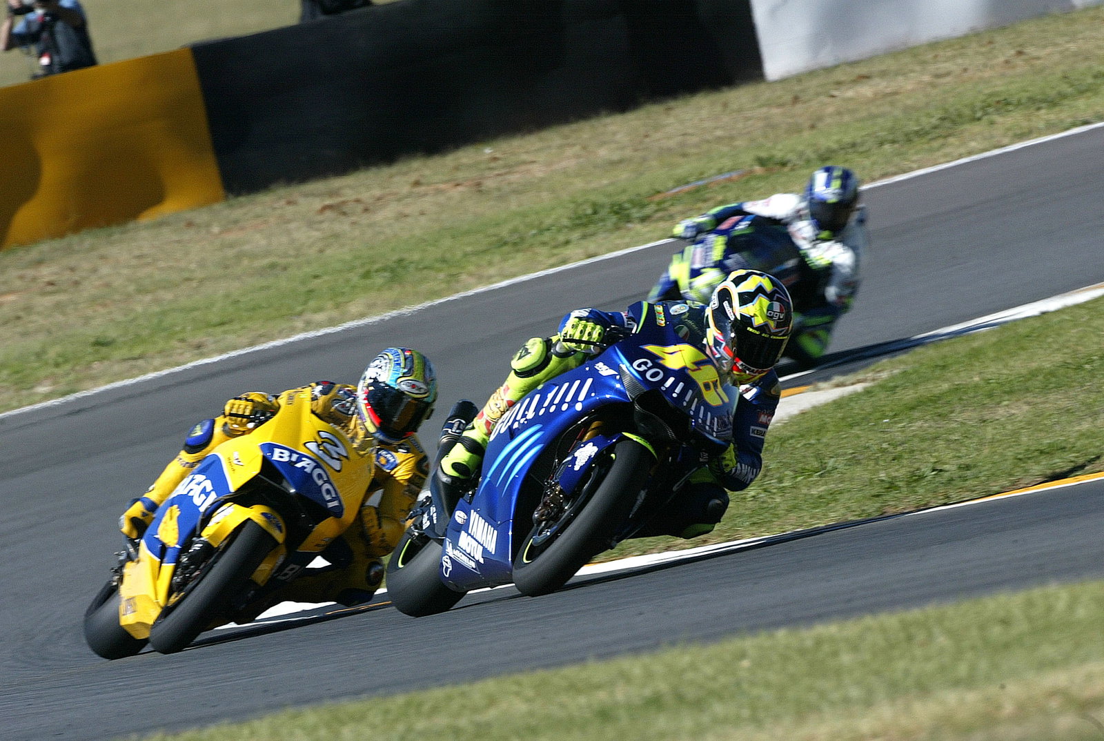 Rossi, Biaggi and Gibernau, South African MotoGP, 2004