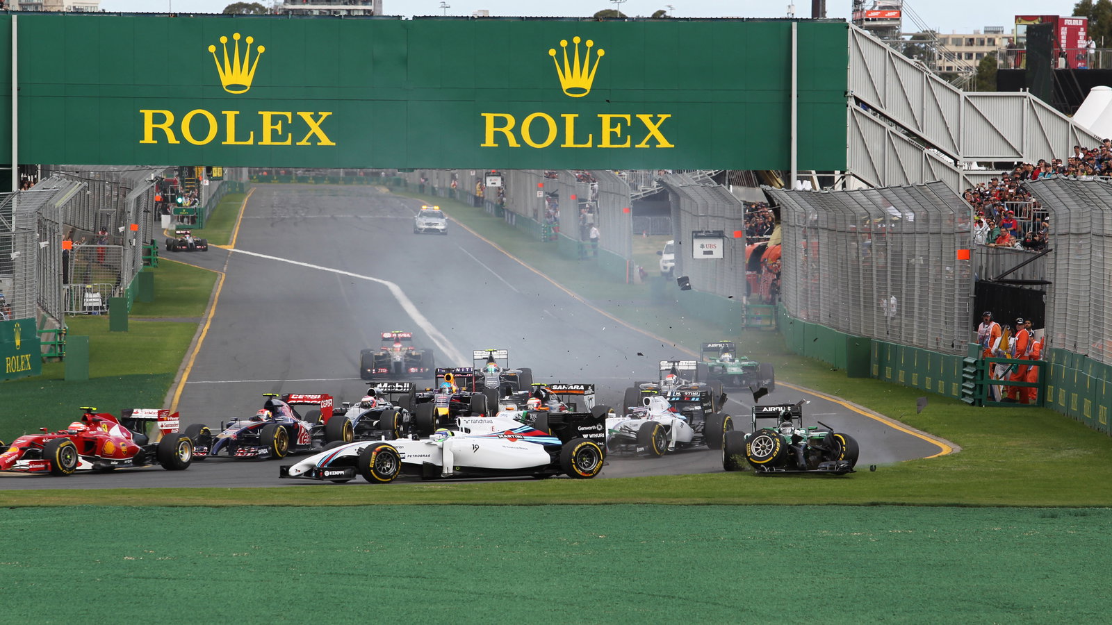 16.03.2014- Race, Start of the race, crash, Felipe Massa (BRA) Williams F1 Team FW36 and Kamui Kobay