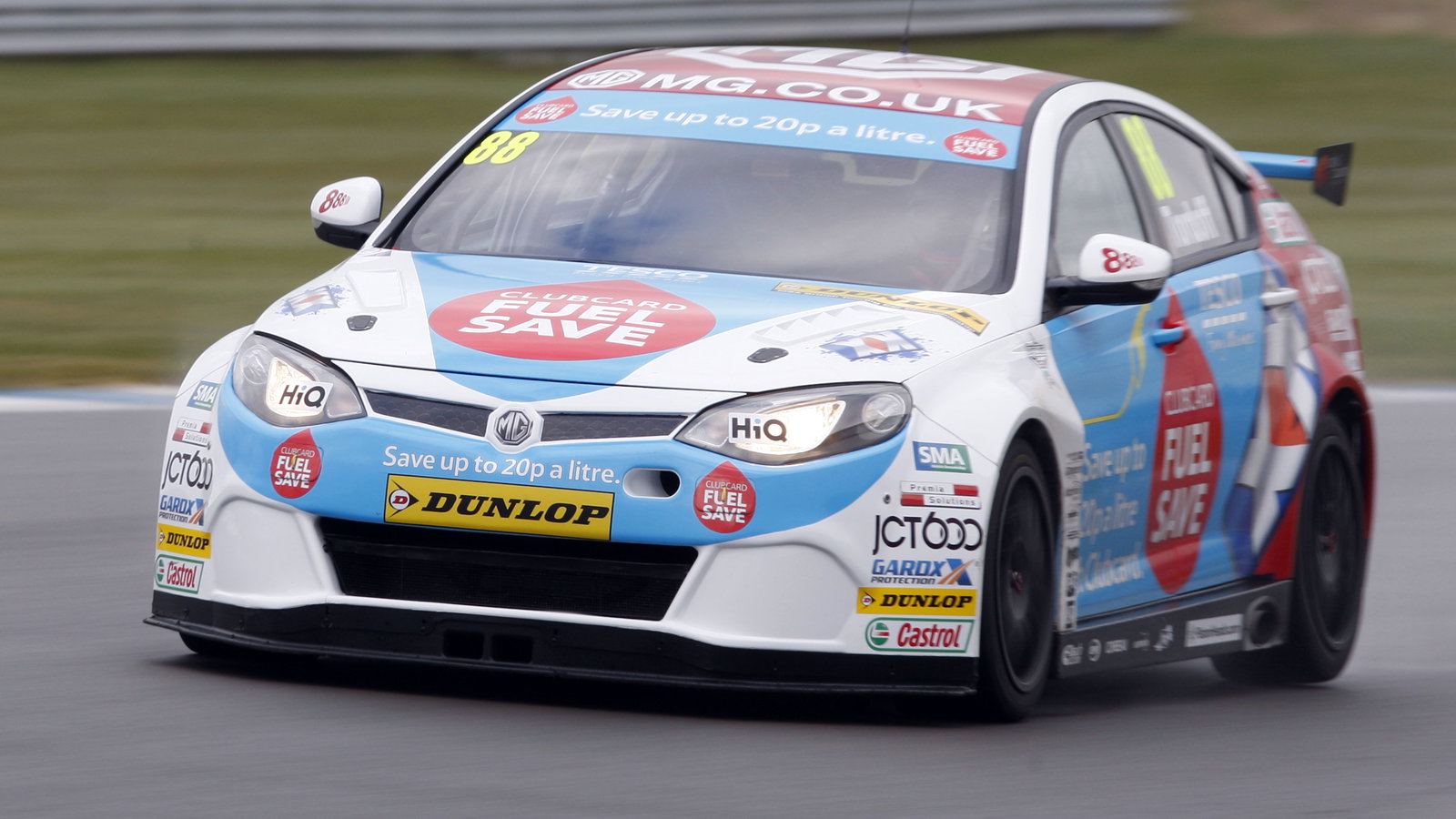 Sam Tordoff (GBR) MG KX Clubcard Fuel Save