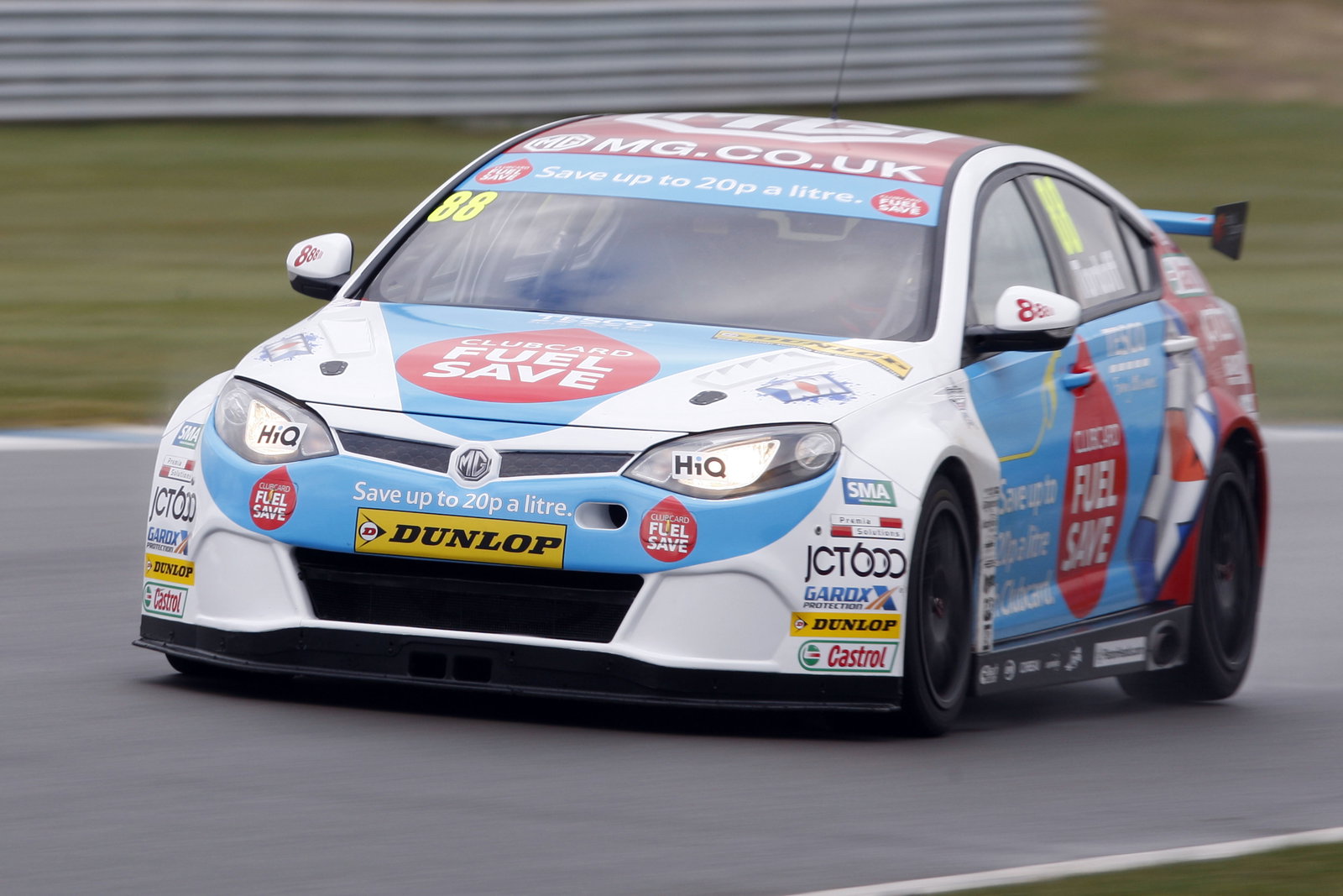 Sam Tordoff (GBR) MG KX Clubcard Fuel Save