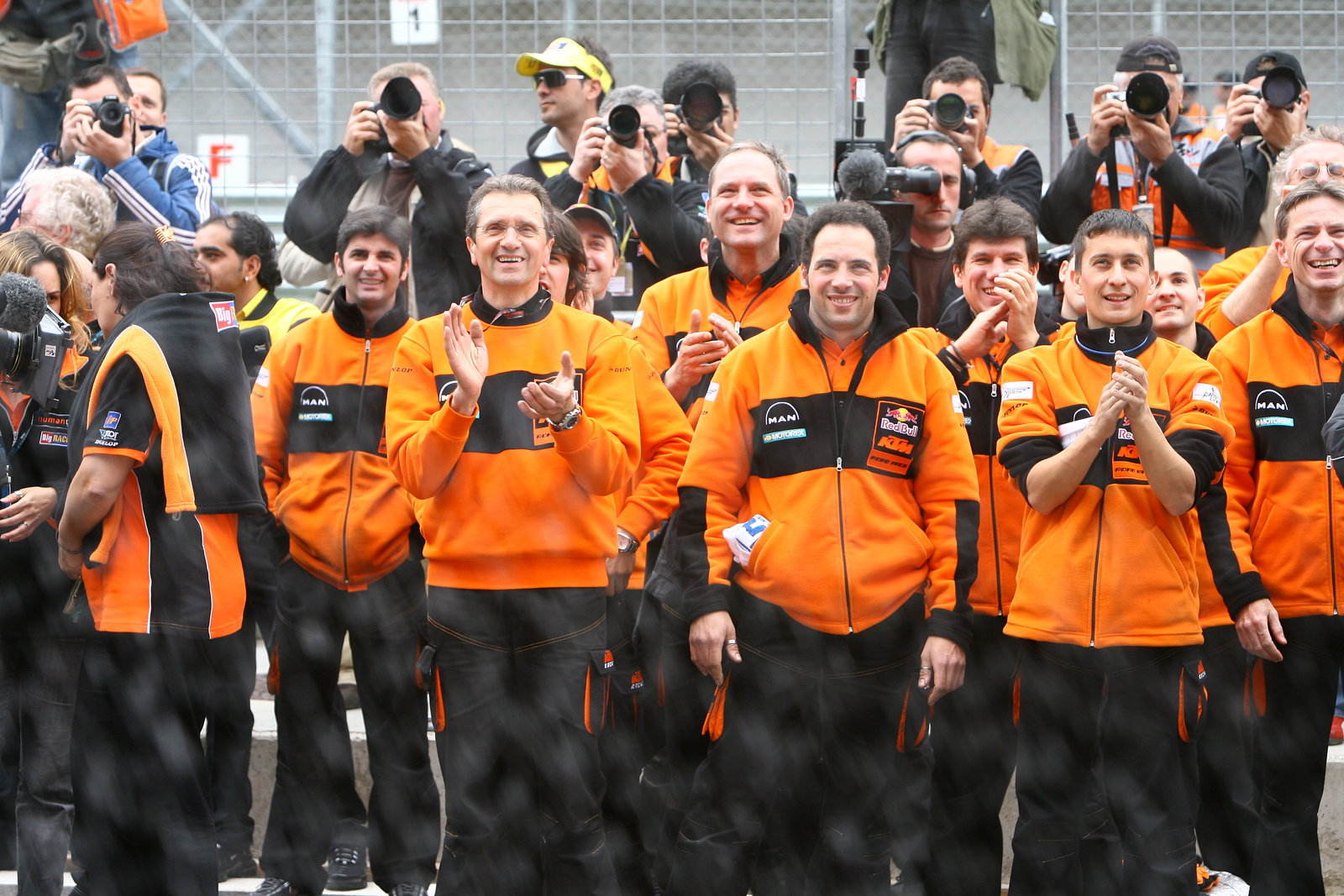 Aoyama`s team celebrates first KTM win, Turkish 250GP Race 2006
