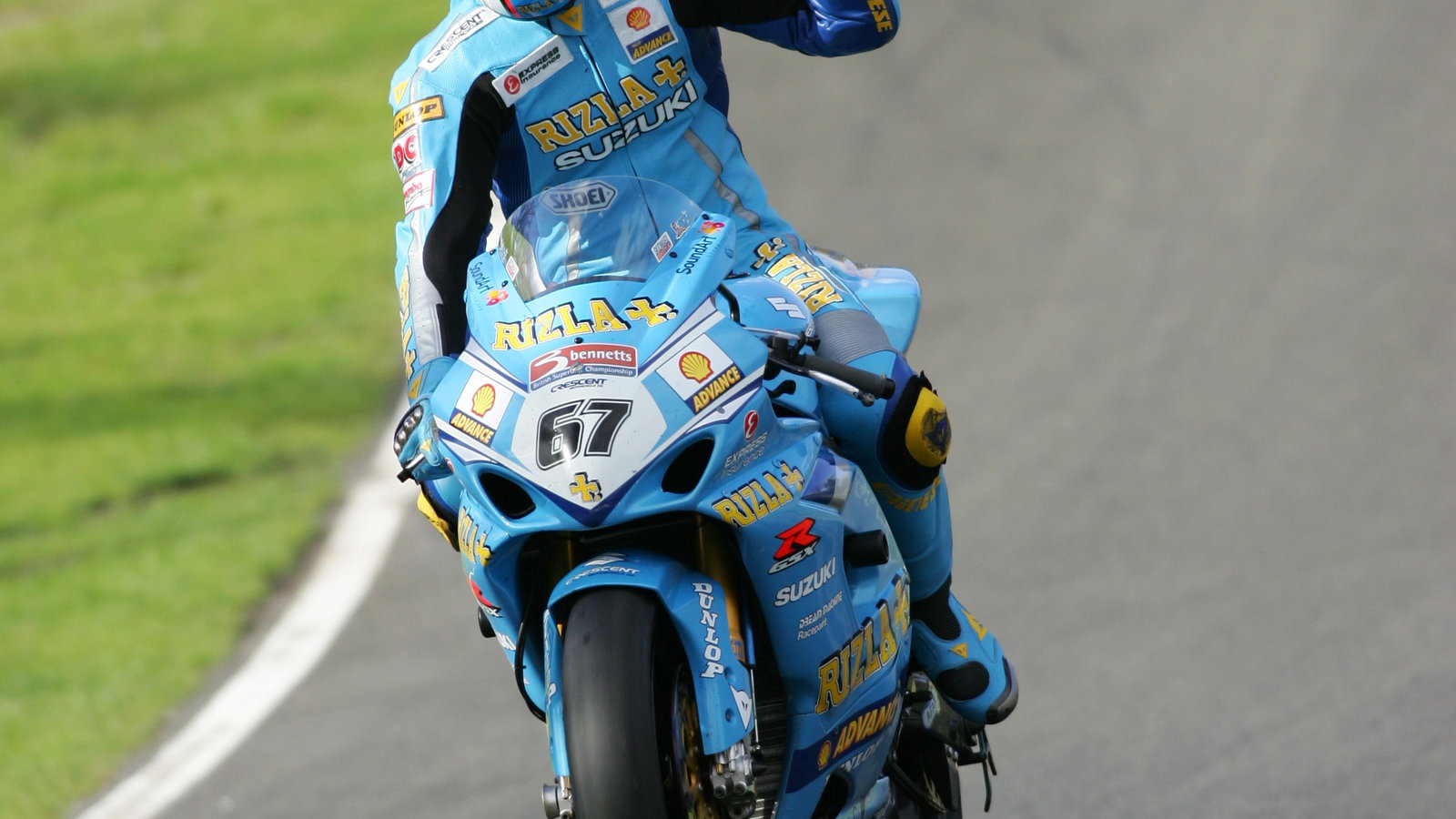 shane byrne rizla suzuki bsb 2006 race 2 oulton park monday 01/05/06