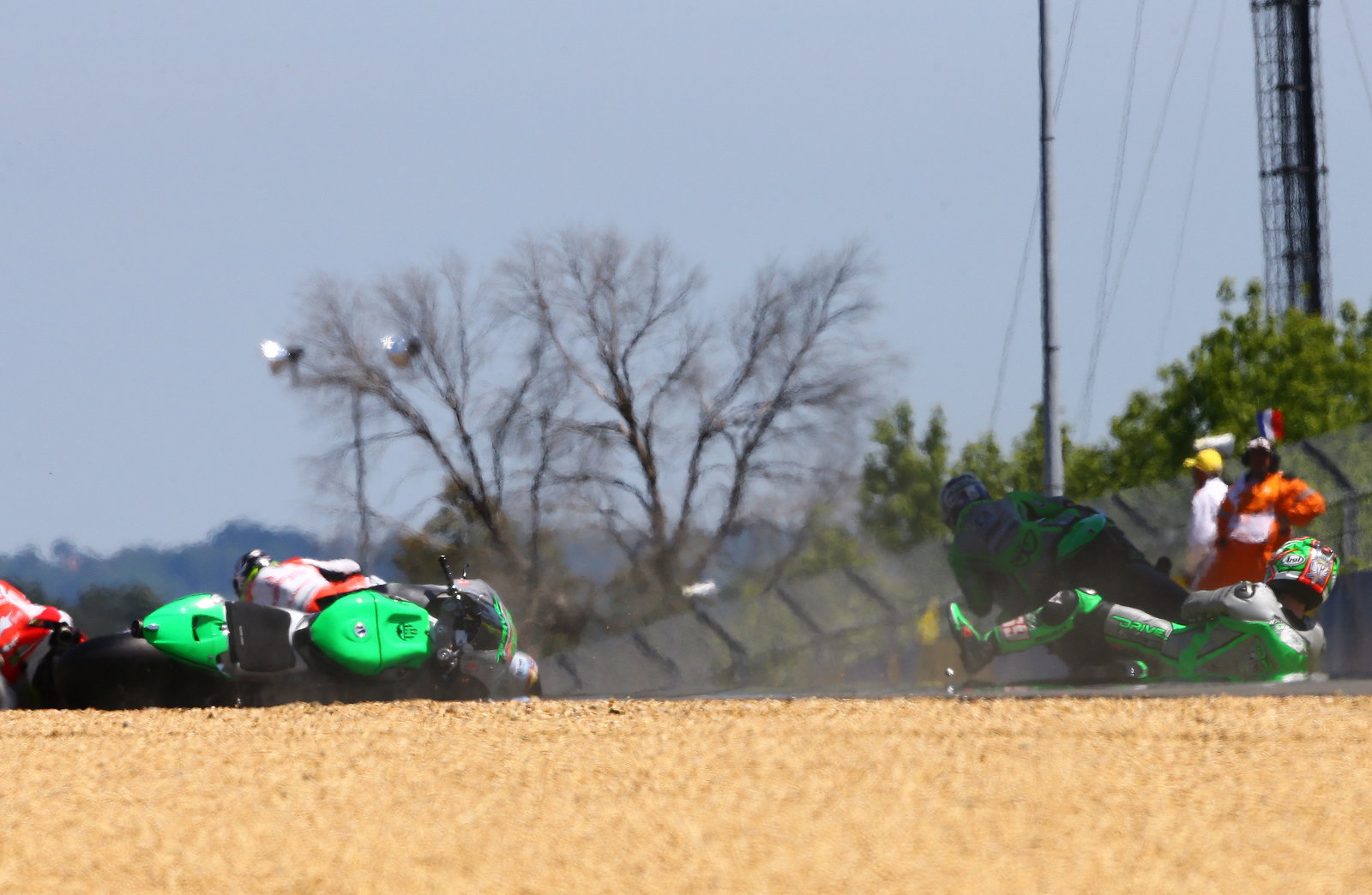 Le Mans MotoGP: Ten to one for undefeated Marquez