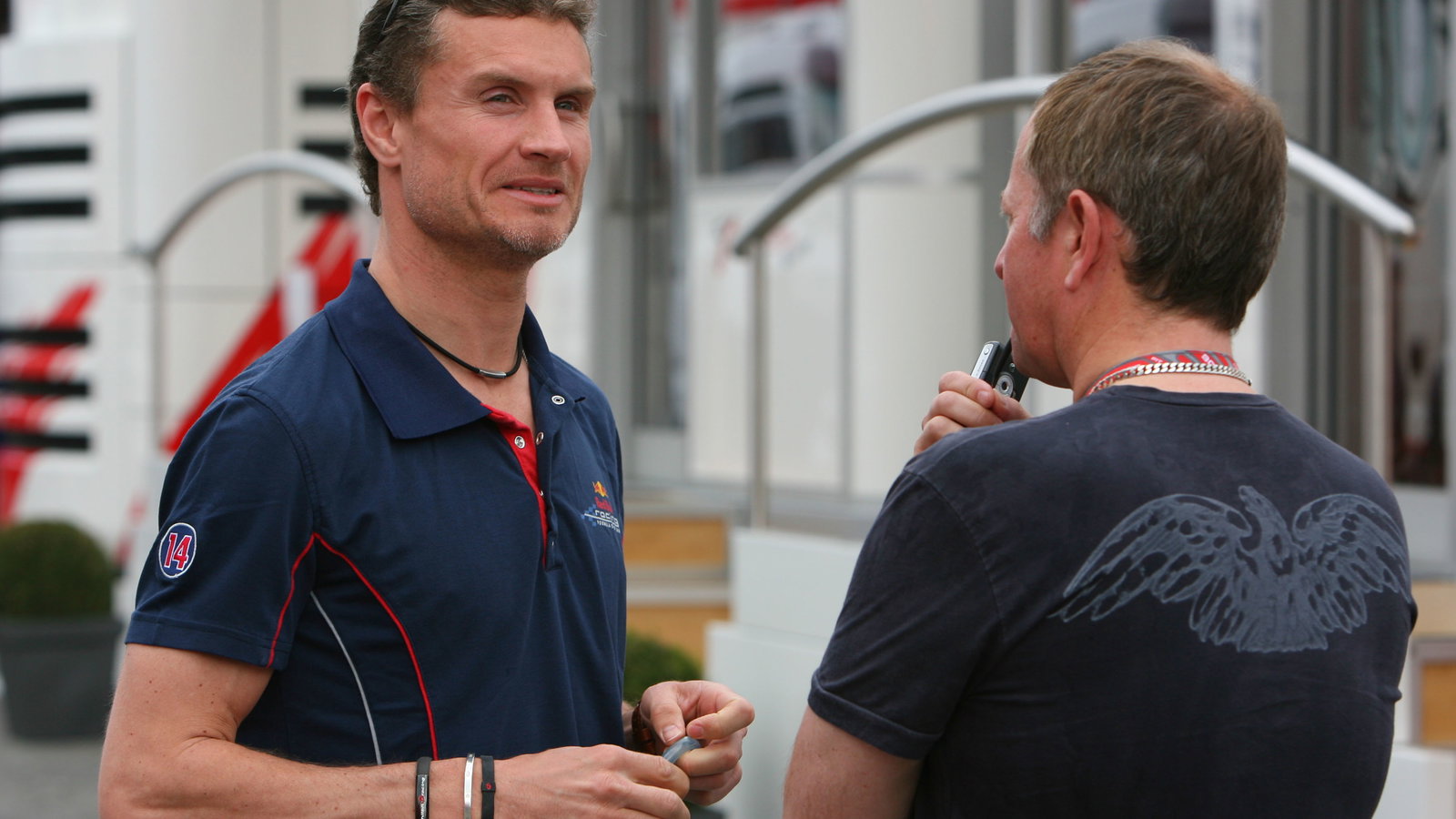 13.05.2006 Granollers, Spain, David Coulthard (GBR), Red Bull Racing &amp; Martin Brundle (GBR) ITV-F1 C