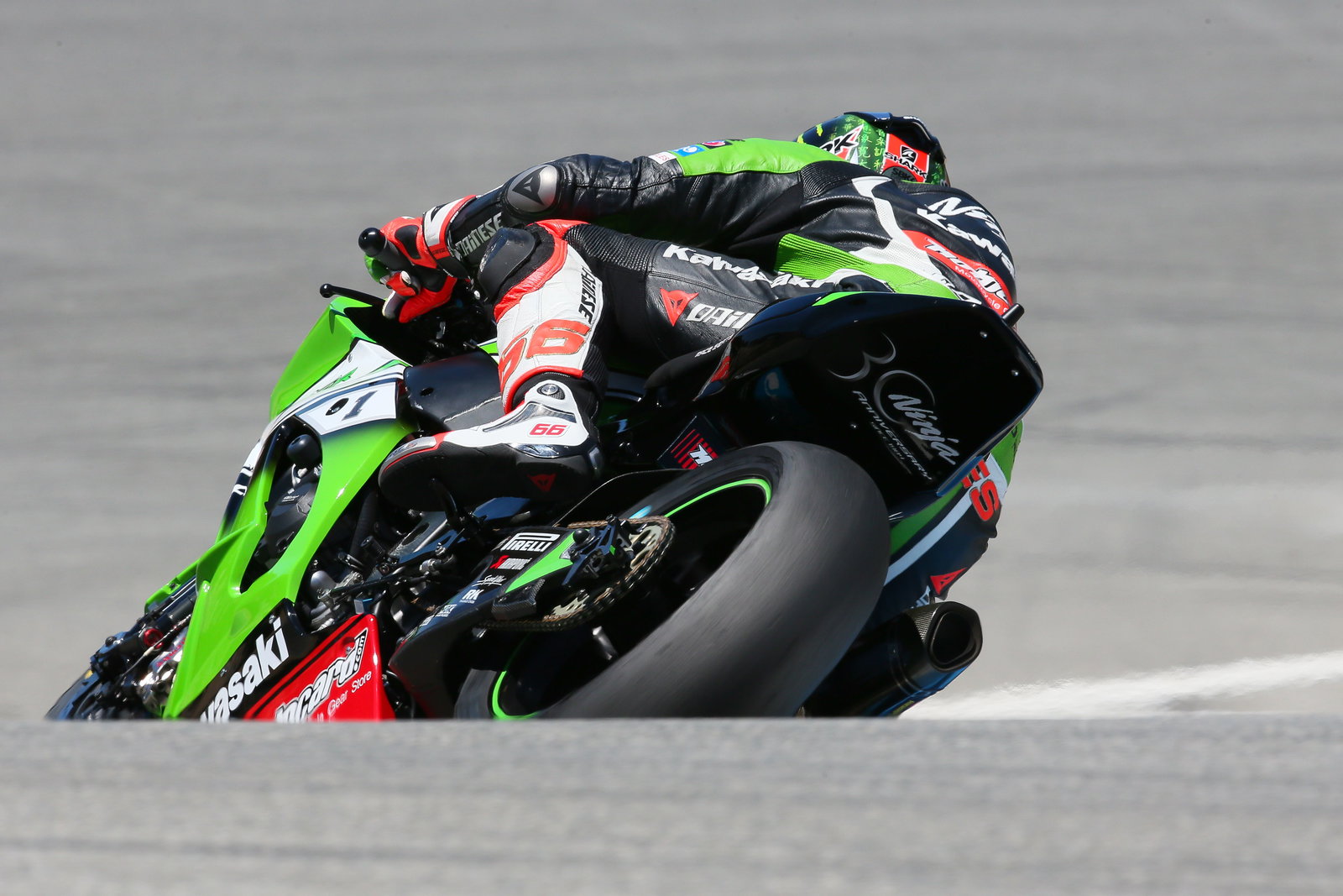 WSBK Laguna Seca: Lowes, Barrier crashes halt second Laguna Seca race