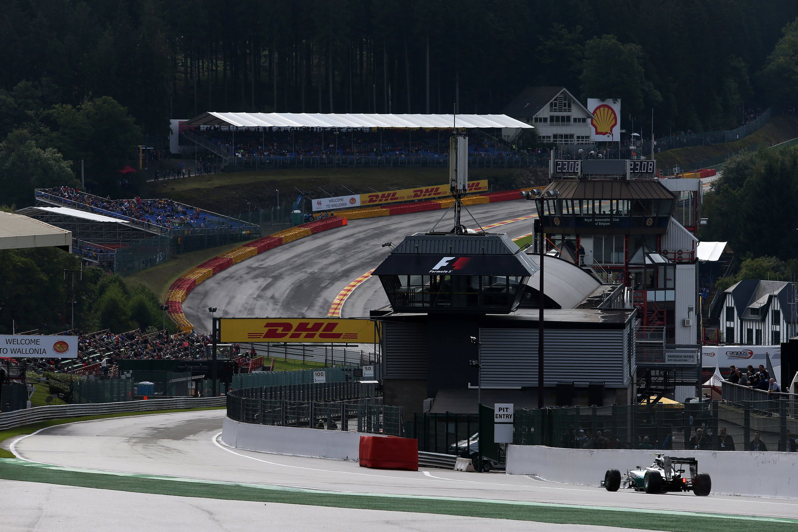 F1 Belgian Grand Prix: Brakes, traffic hamper Massa qualifying effort