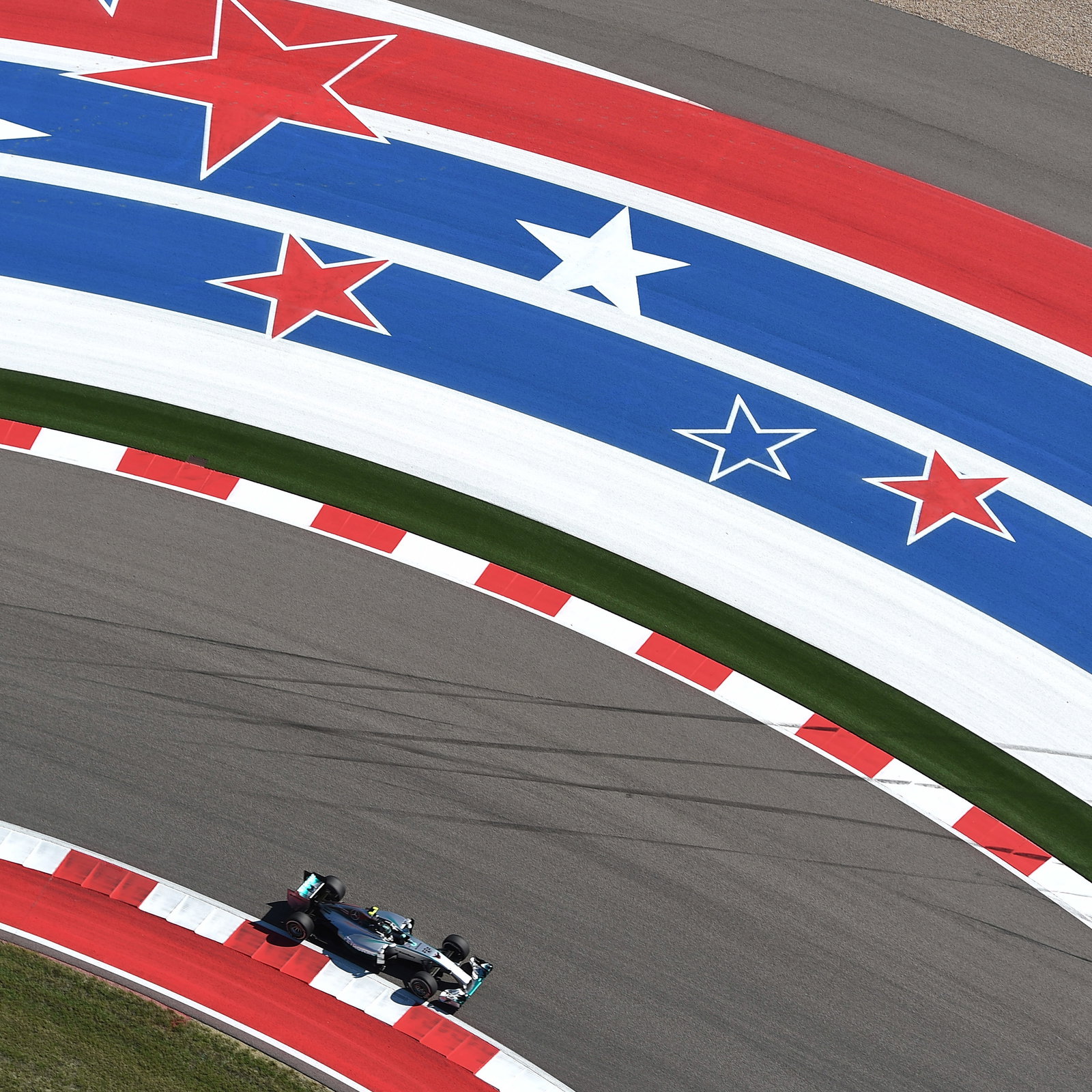 Formula E champion Vergne open to top three F1 team offer