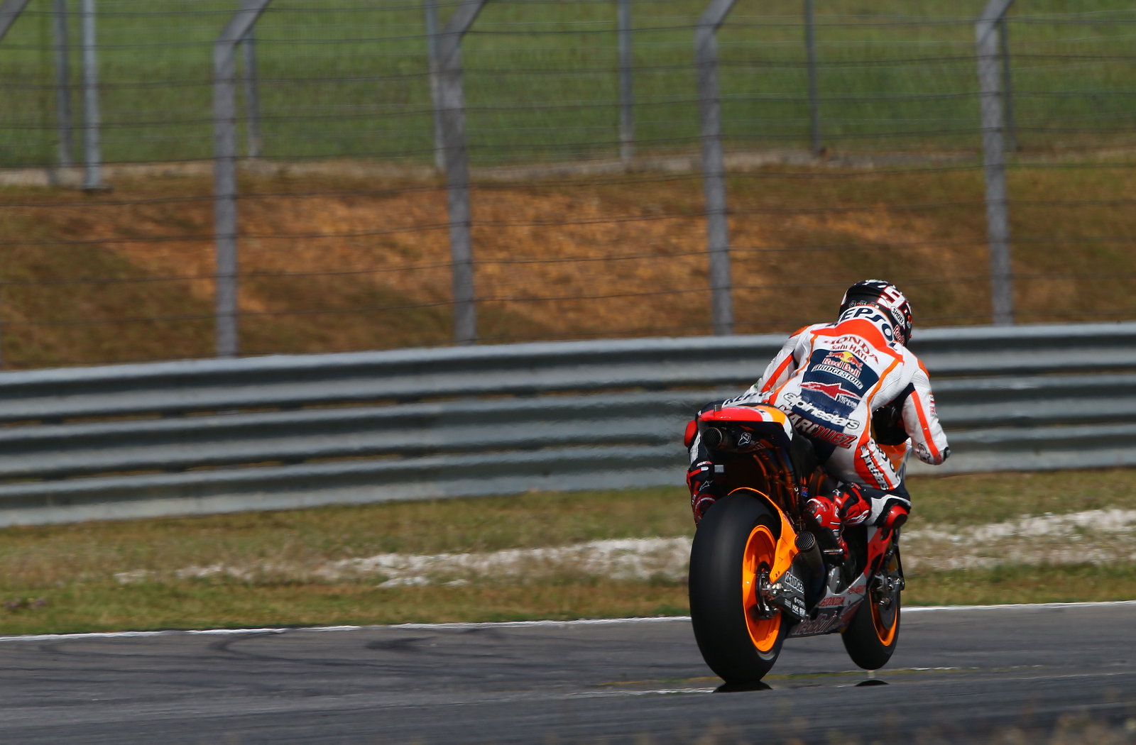 MotoGP: Ducati GP14 and GP15 Back-to-Back