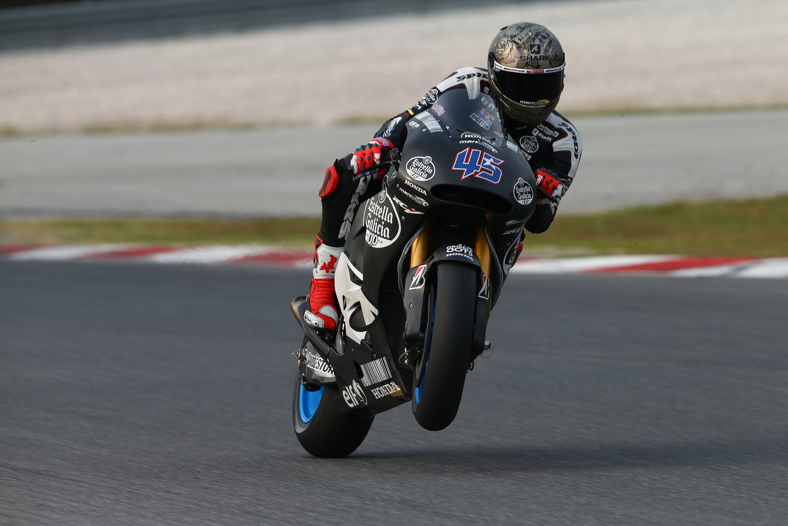 Incidents mar Michelin MotoGP test