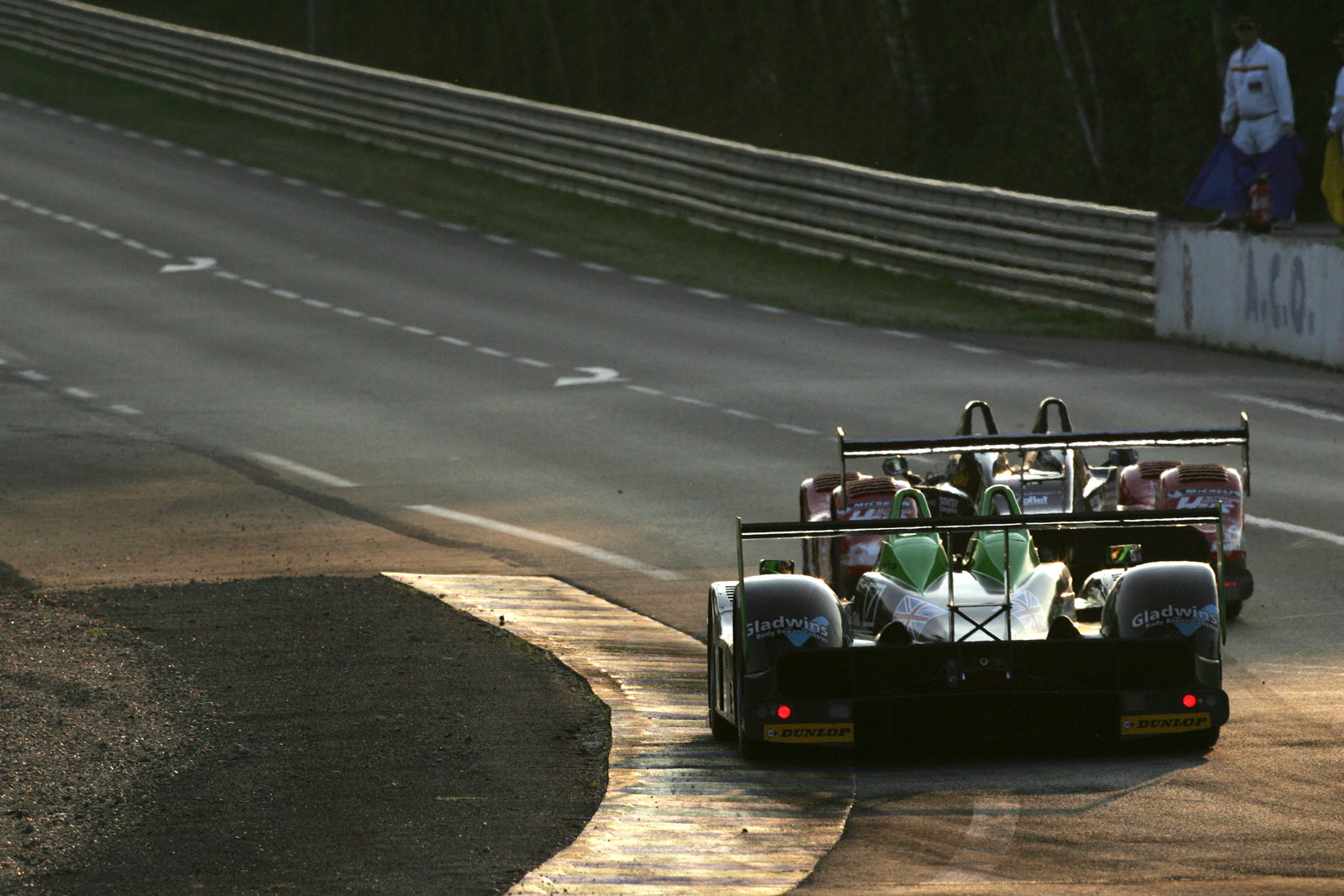 Martin Short (GBR), Joao Barbosa (POR), Stuart Moseley (GBR), Rollcentre Racing Radical-Judd SR9.24 