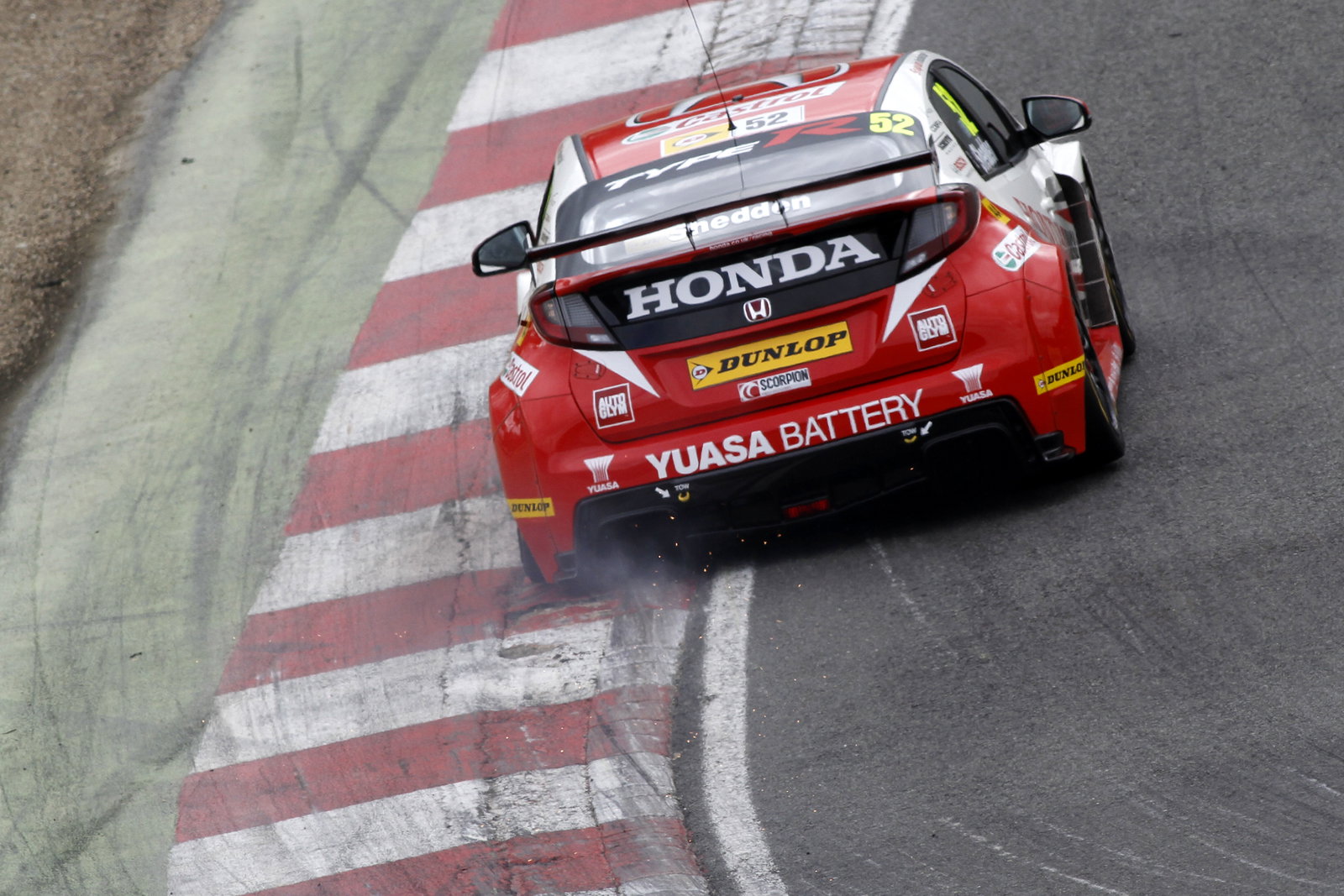 BTCC: Donington Park: Neal felt 'corner was his' in Jordan incident